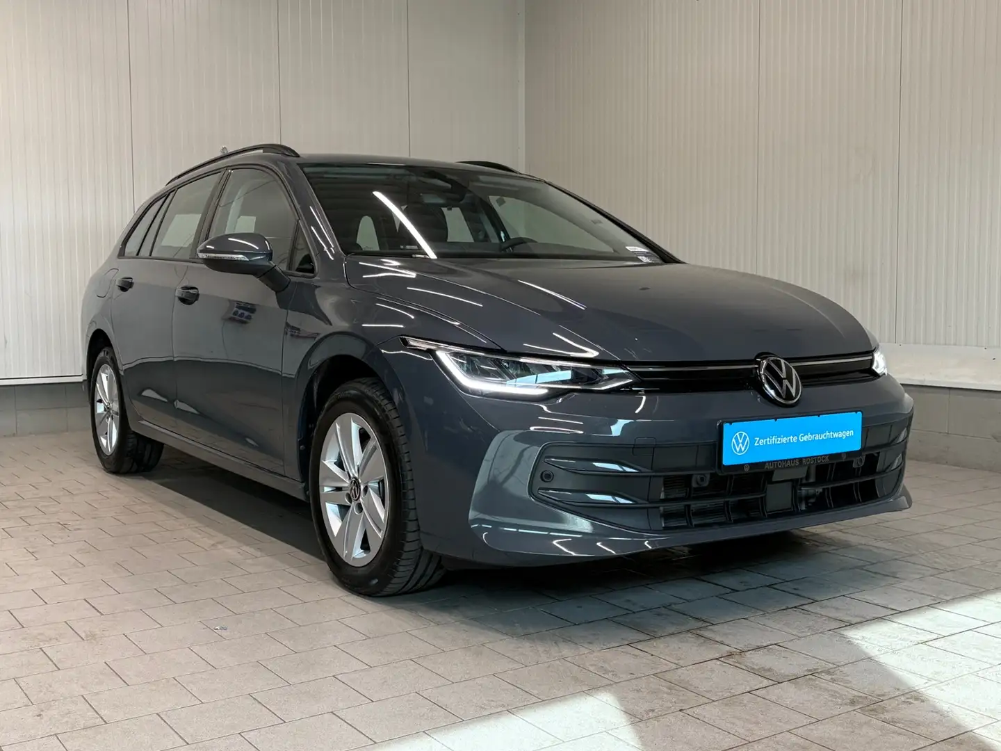 Volkswagen Golf Variant VIII Variant Life 1.5 eTSI DSG NAVI LED ACC Grau - 2