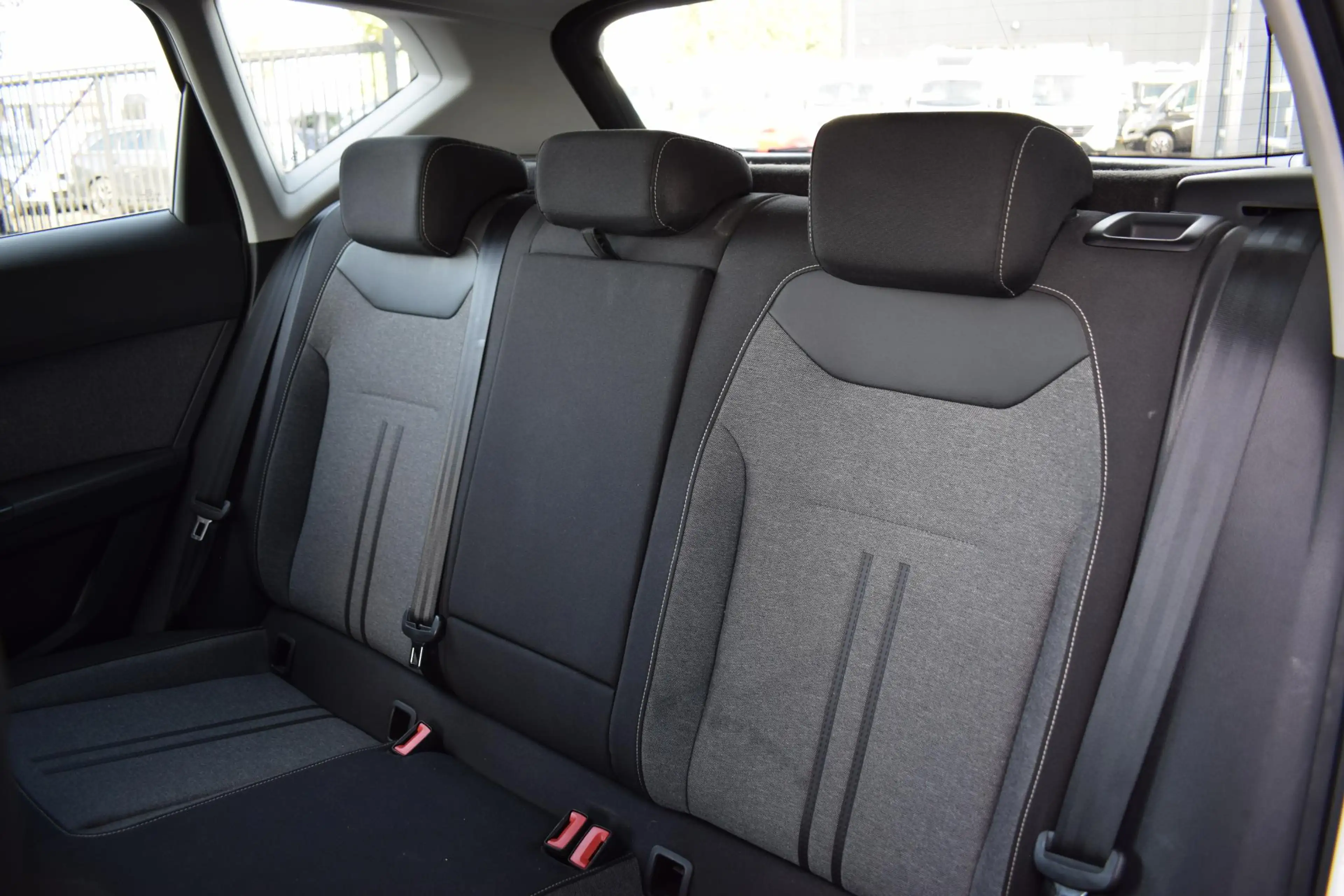 SEAT Ateca 1.5 TSI Style Business Intense | Automaat | Trekha — photo 6