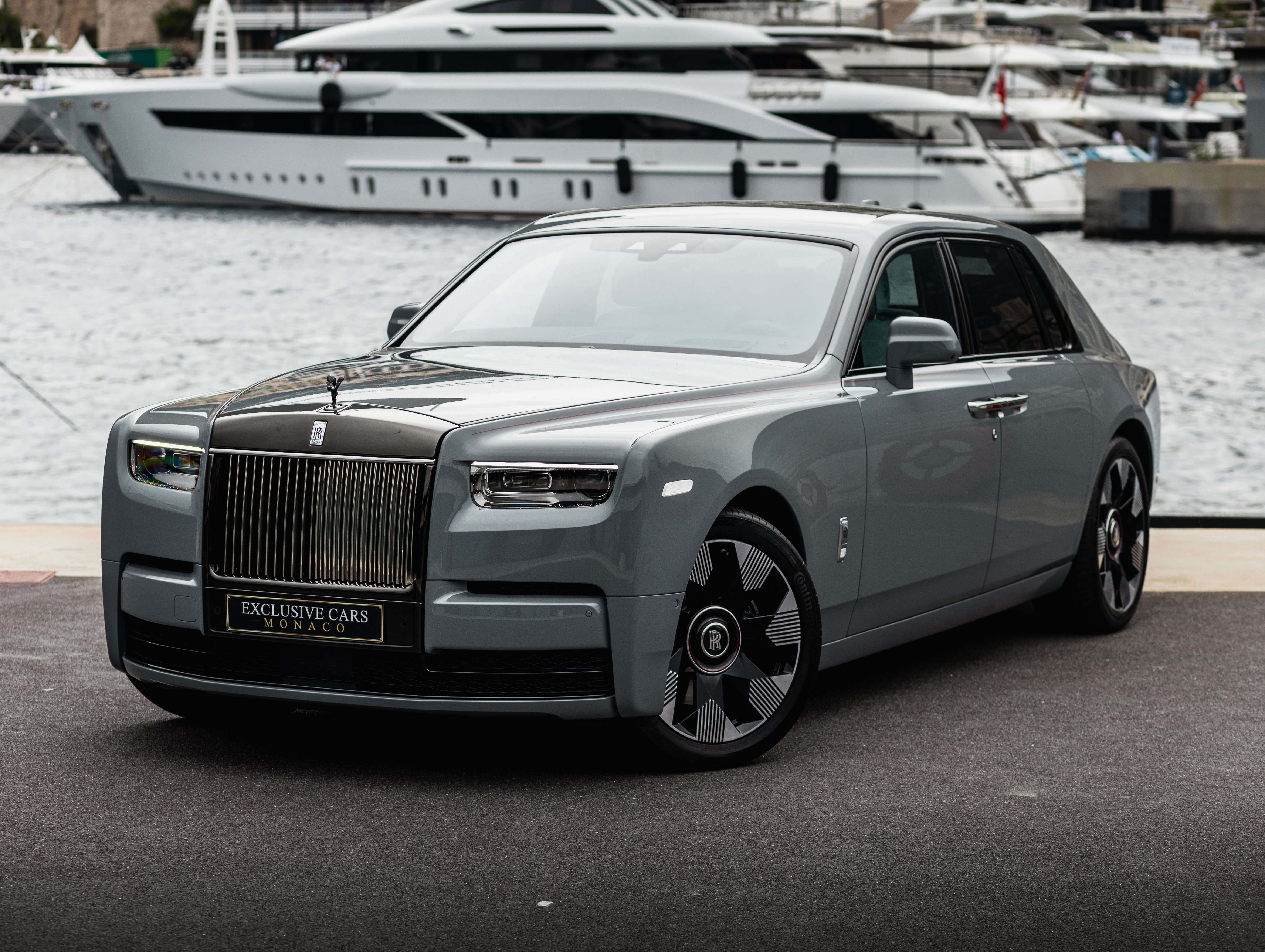 Rolls-Royce Phantom