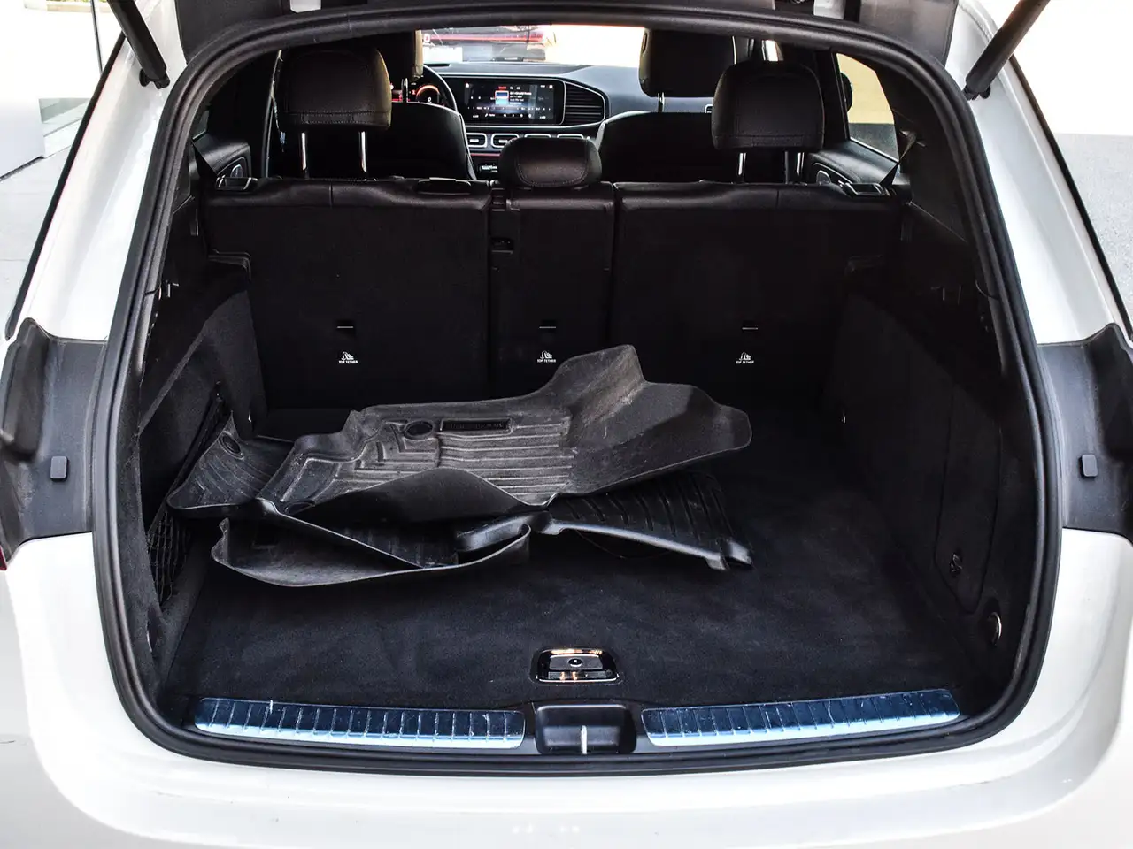 Mercedes-Benz GLE снимка Mercedes-Benz GLE