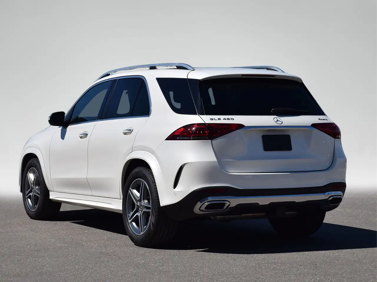 Mercedes-Benz GLE снимка Mercedes-Benz GLE