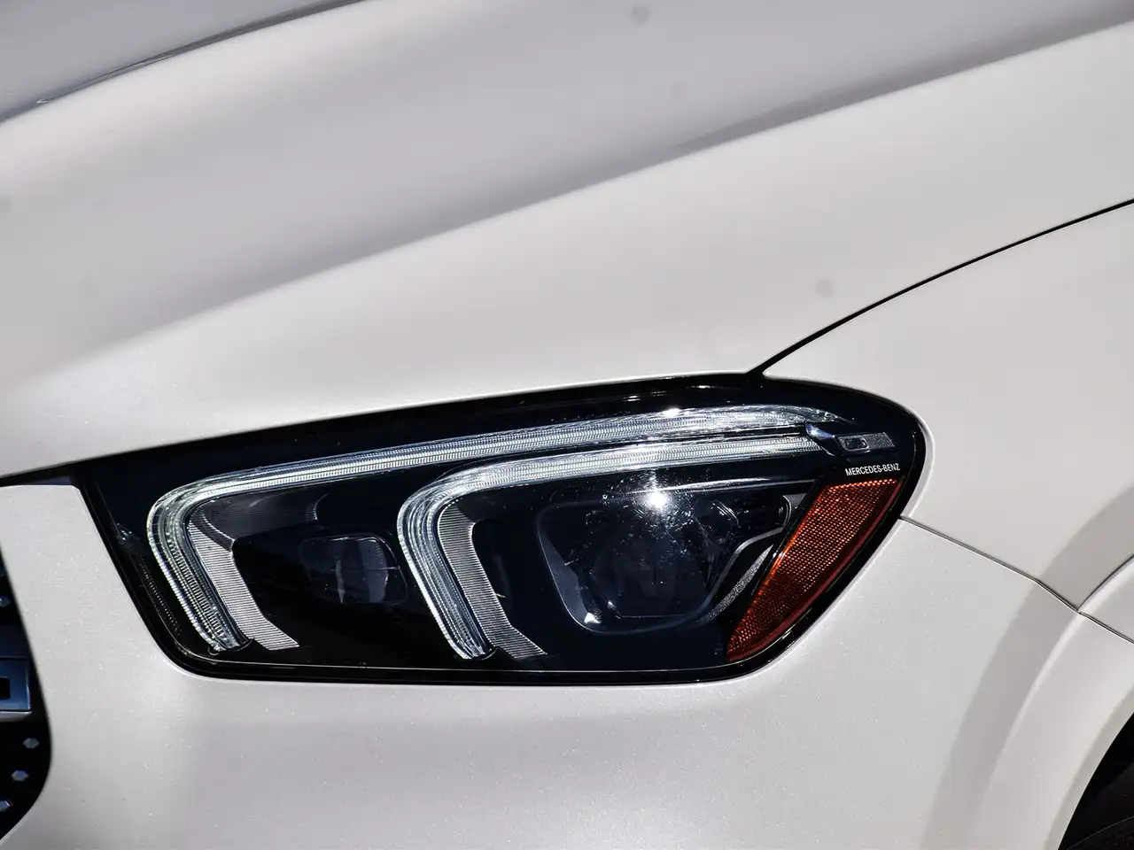Mercedes-Benz GLE снимка Mercedes-Benz GLE