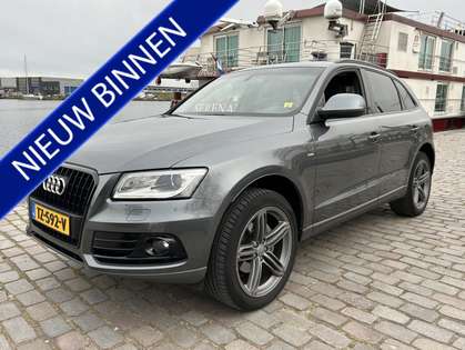 Audi Q5 2.0 TFSI quattro S- Line Plus panodak sport-int ni
