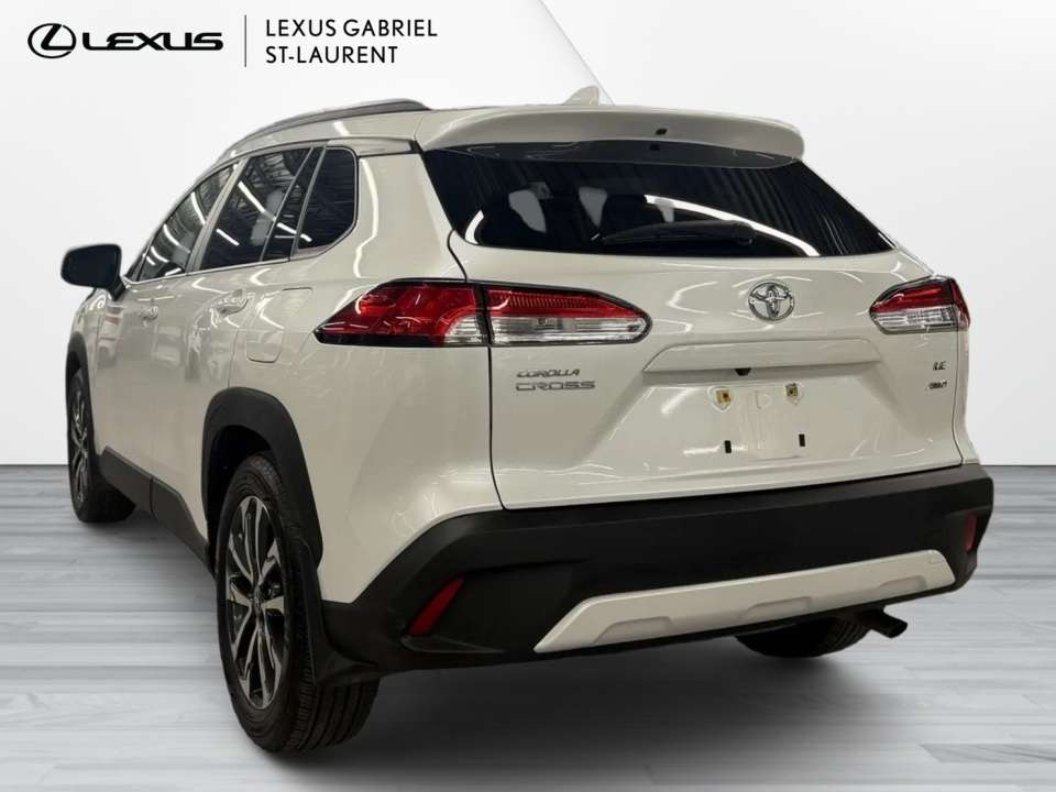 2024 Toyota Corolla Cross LE  UPGRADE AWD — снимка 1