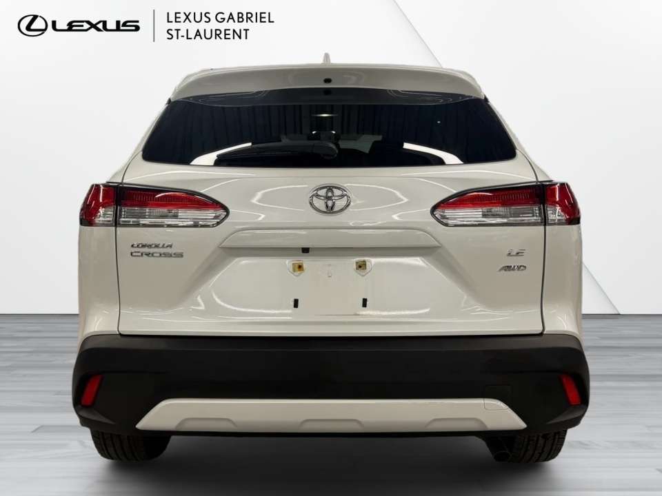 2024 Toyota Corolla Cross LE  UPGRADE AWD — снимка 1