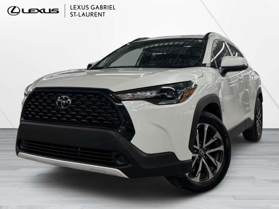 2024 Toyota Corolla Cross LE  UPGRADE AWD