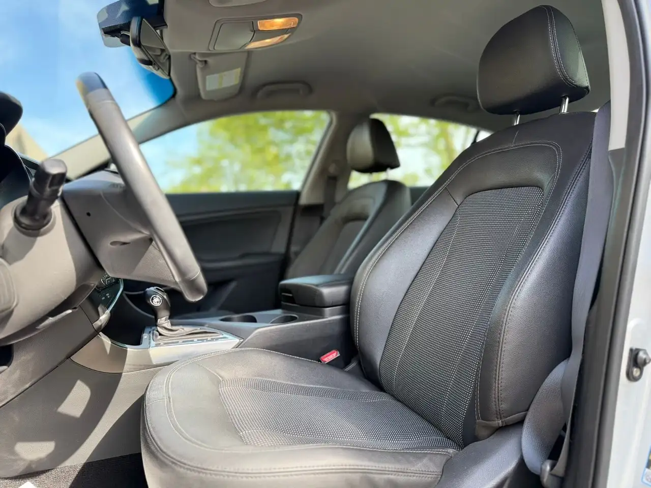 Kia Optima снимка Kia Optima