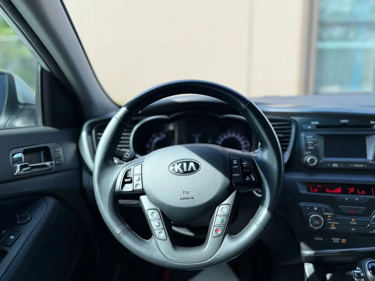 Kia Optima снимка Kia Optima