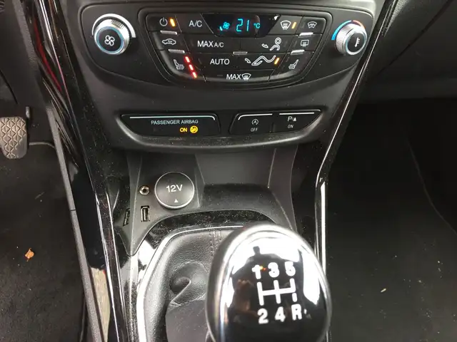 Ford B-Max view 15