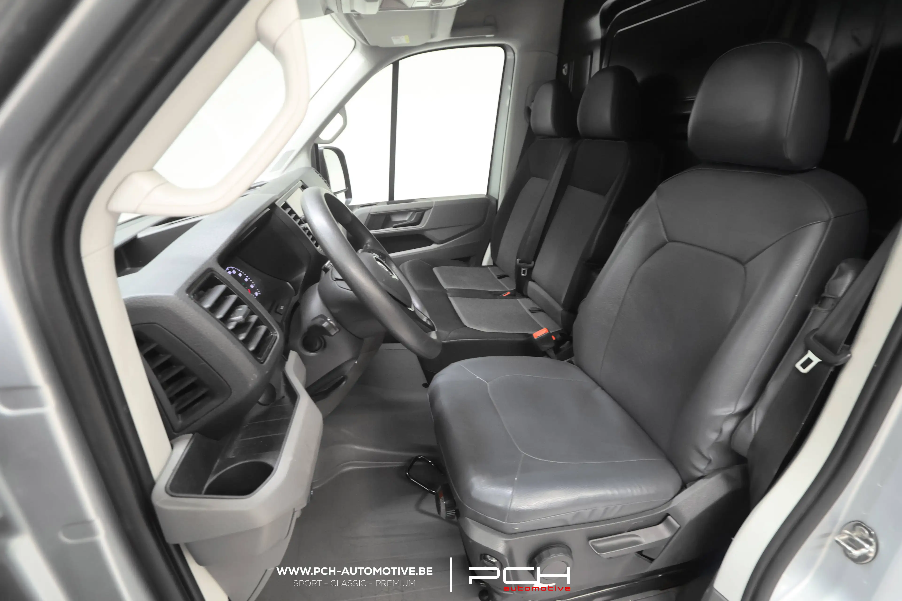 Volkswagen Crafter 2.0 CR TDi 177cv Aut. - L3H3 - GPS/LED/CAM/CRUISE/360 - NETTO - VAT EXCL. ! — photo 8