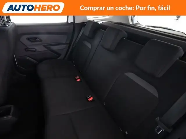 Dacia Duster view 15