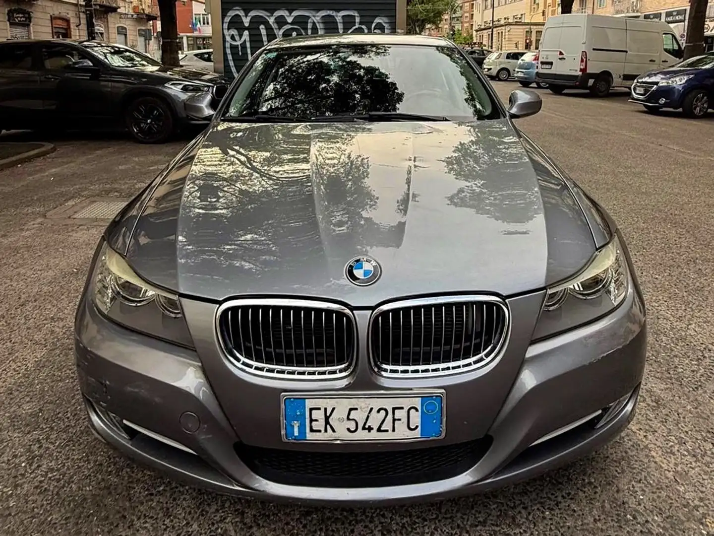 BMW 318 Serie 3 E91 Touring 318d Touring 2.0 143cv Grigio - 2
