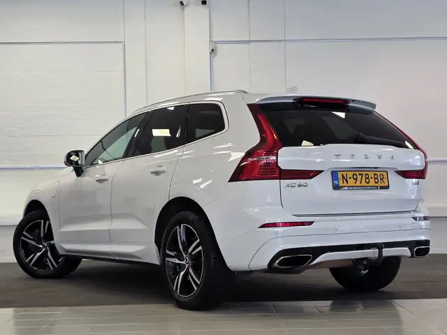 Volvo XC60 view 7