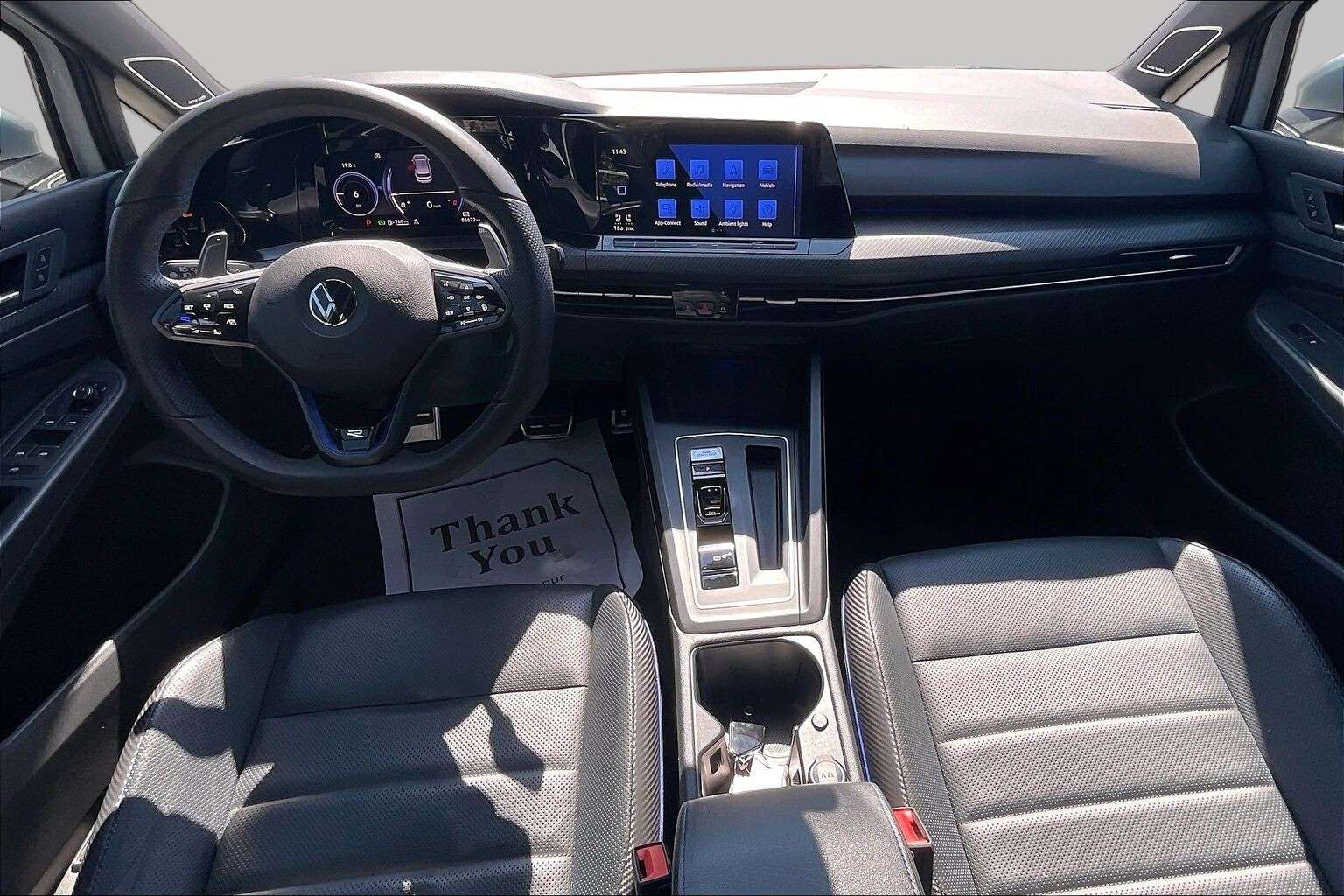 2022 Volkswagen Golf 2.0L | No Accidents | Heated Seats & Steering — снимка 1
