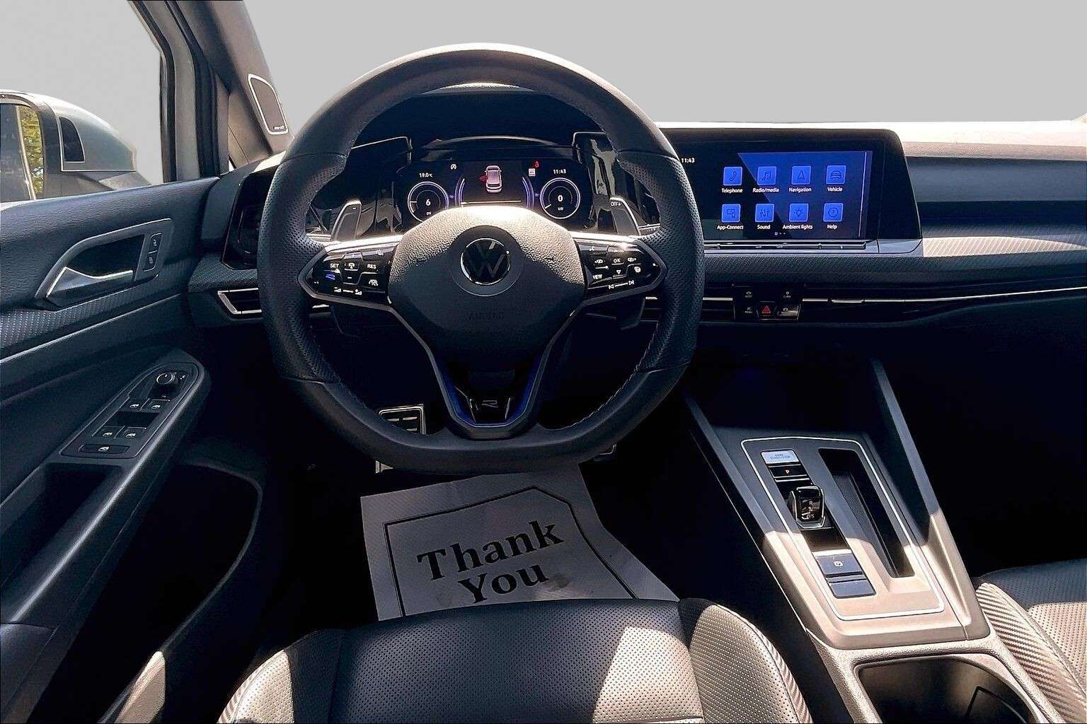 2022 Volkswagen Golf 2.0L | No Accidents | Heated Seats & Steering — снимка 1