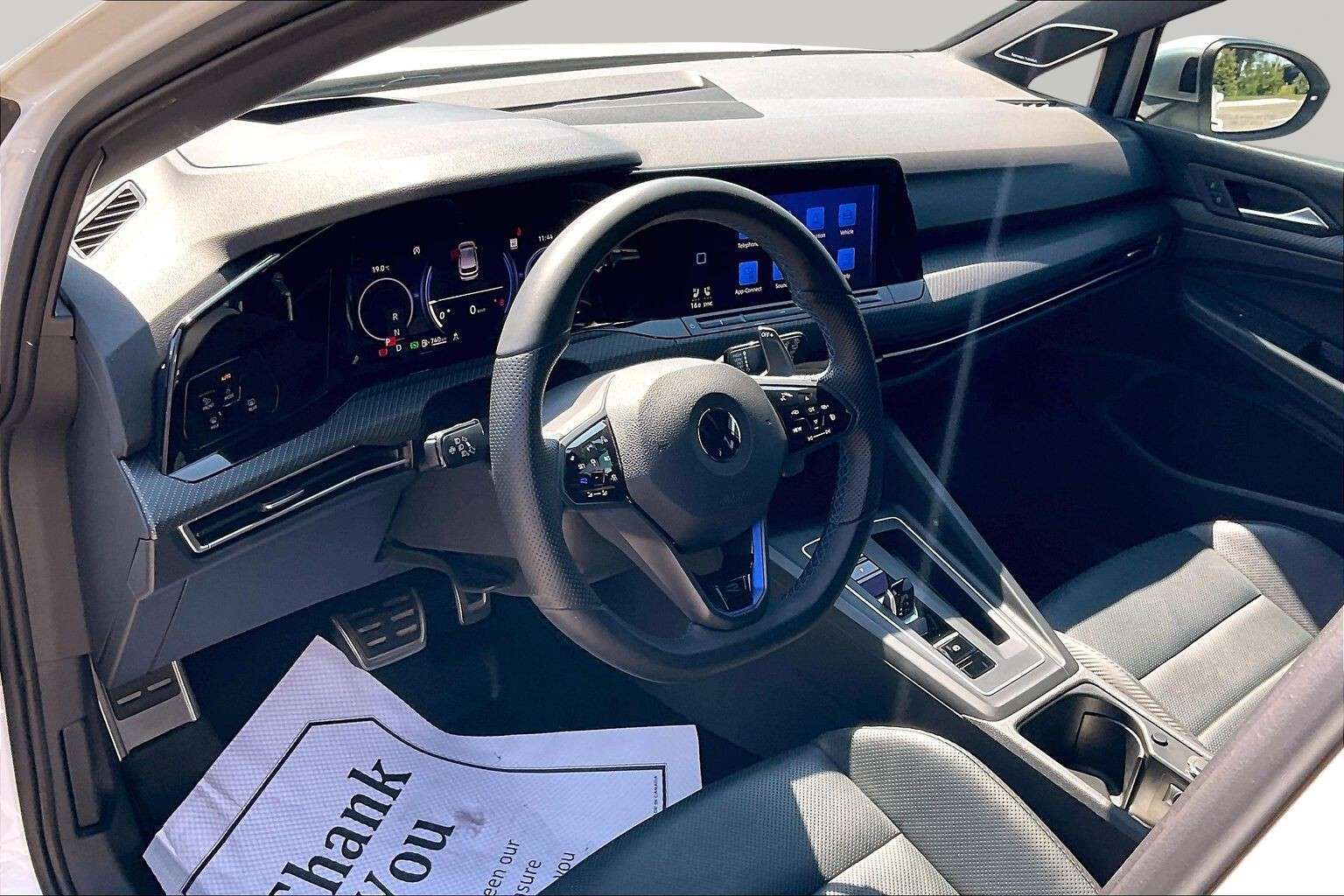 2022 Volkswagen Golf 2.0L | No Accidents | Heated Seats & Steering — снимка 1