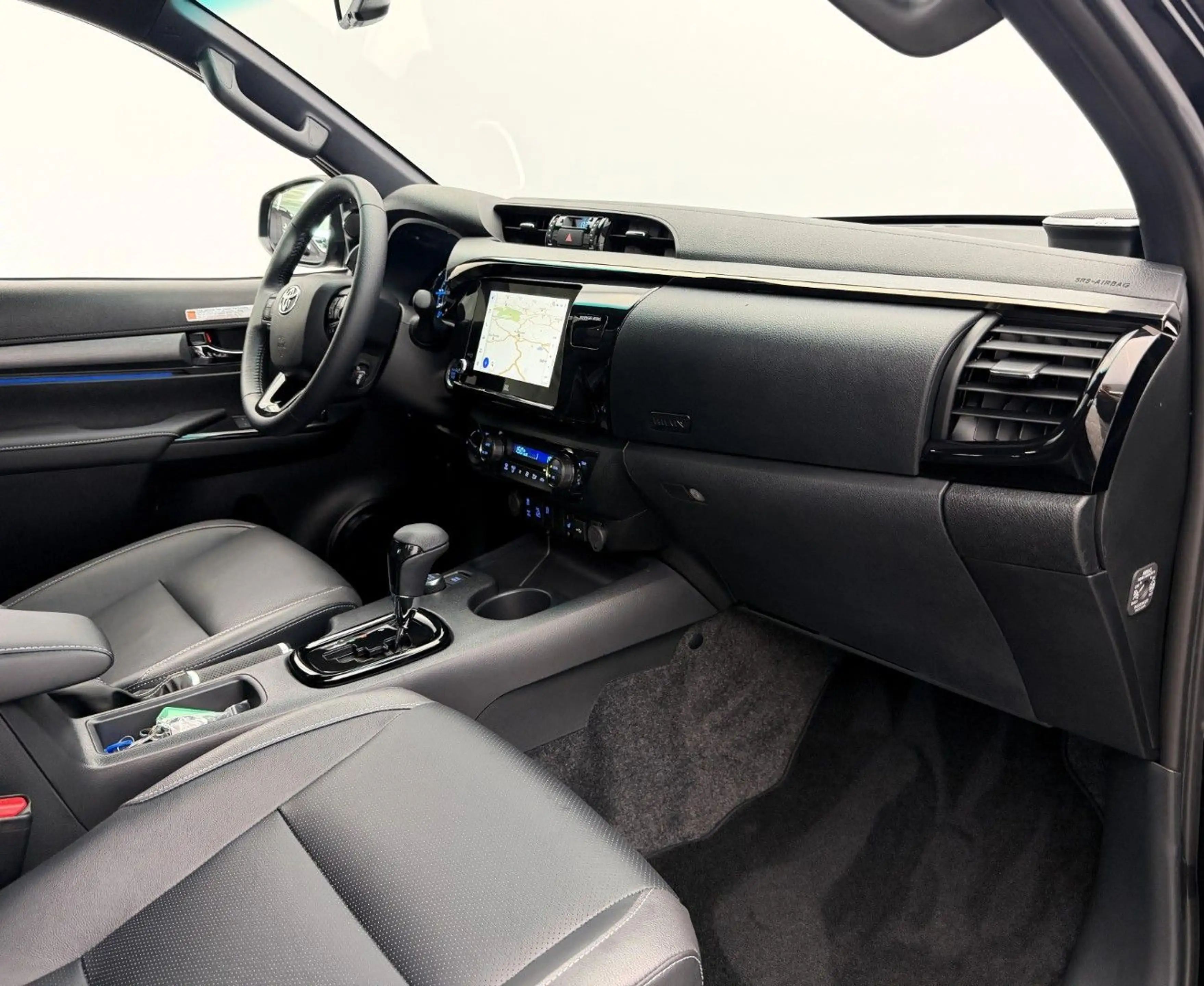 Toyota Hilux 2.8 D4-D Invincible Mild HYBRID°AHK°Wanne — photo 11