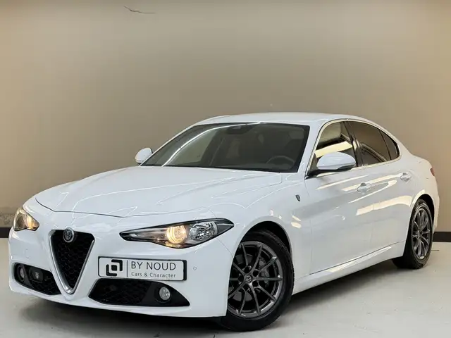 Alfa Romeo Giulia 2.2 Eco Business Super, 136Pk, 2017, Liefhebbersau