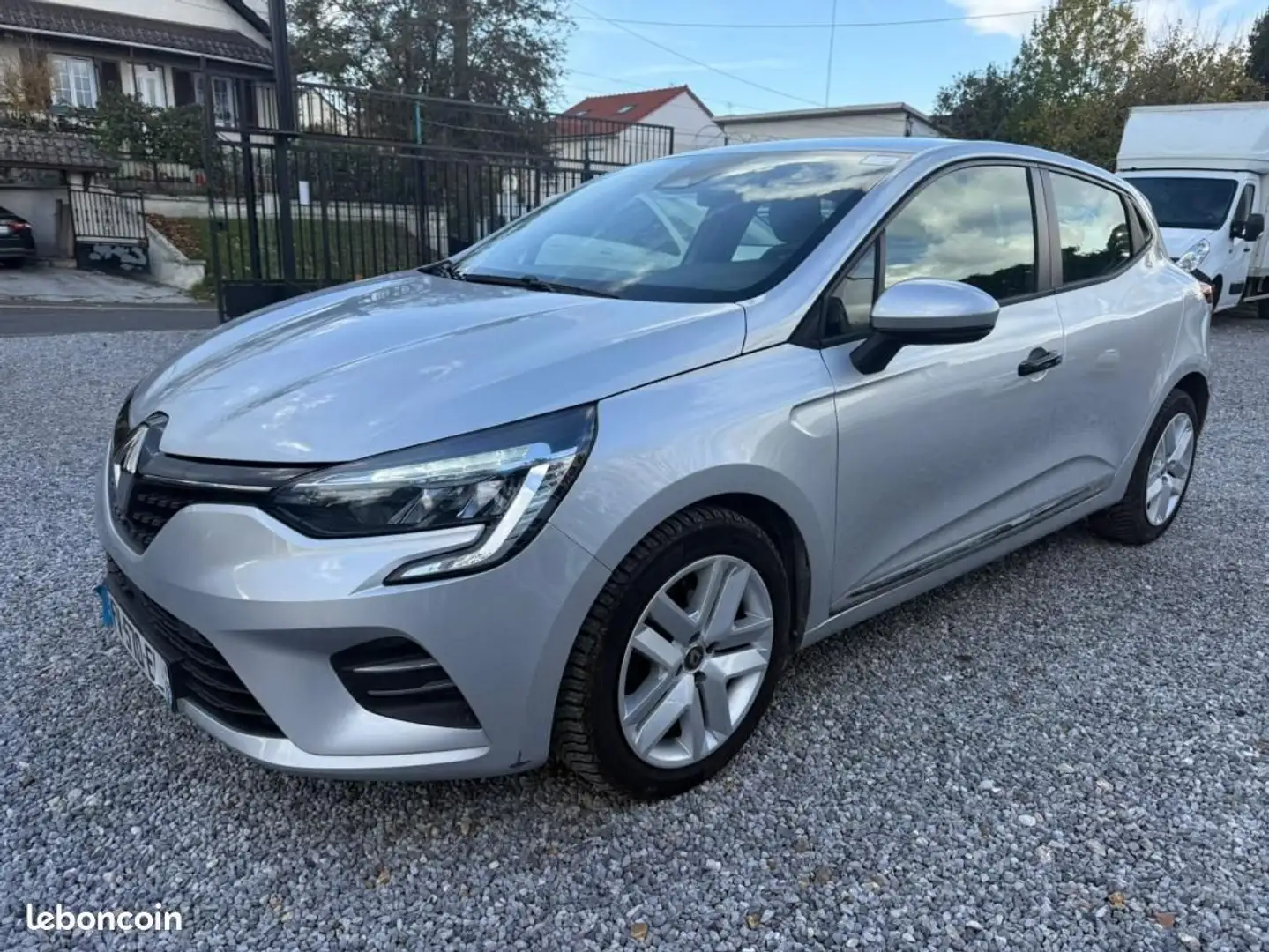 Renault Clio V TCe 100 Business 1ere main apple car play Gris - 2