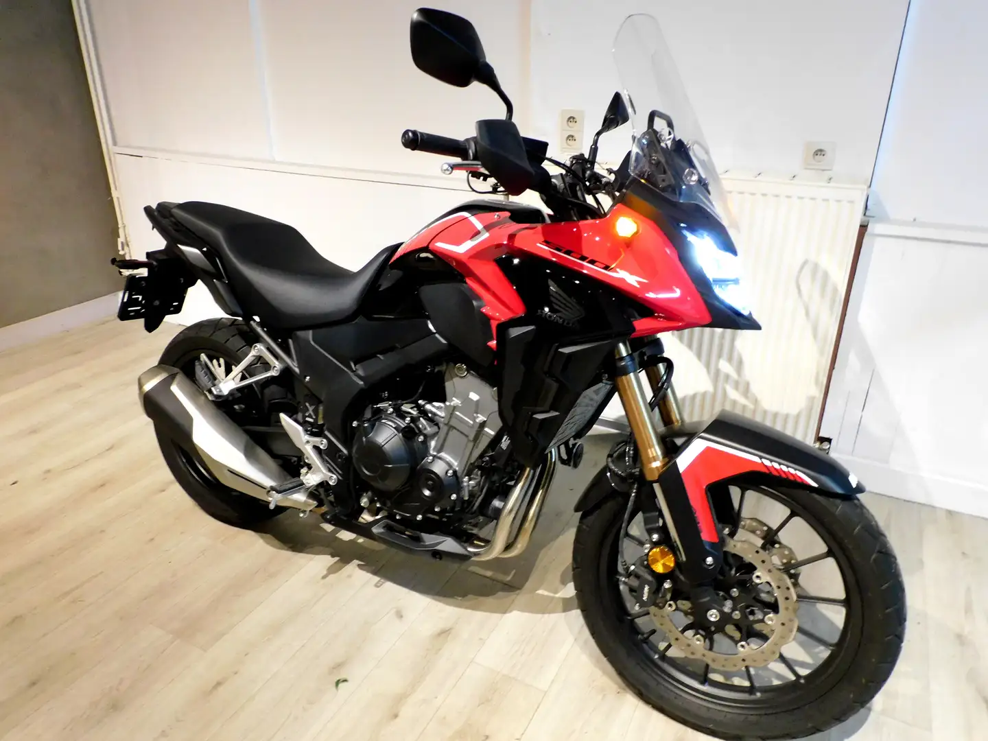 Honda CB 500 X , état neuf 620 km !!! garantie 1 an Rouge - 2