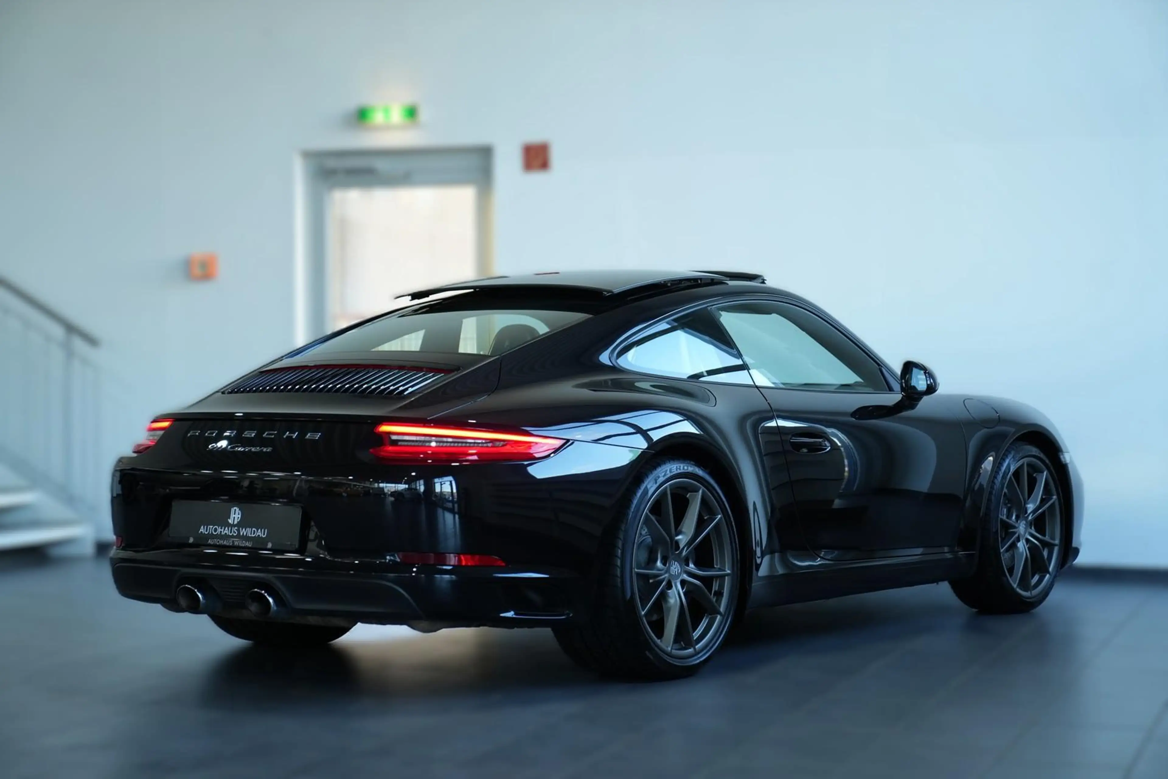 Porsche 911 Carrera *PANO*SPORTABGAS*BOSE* — photo 7