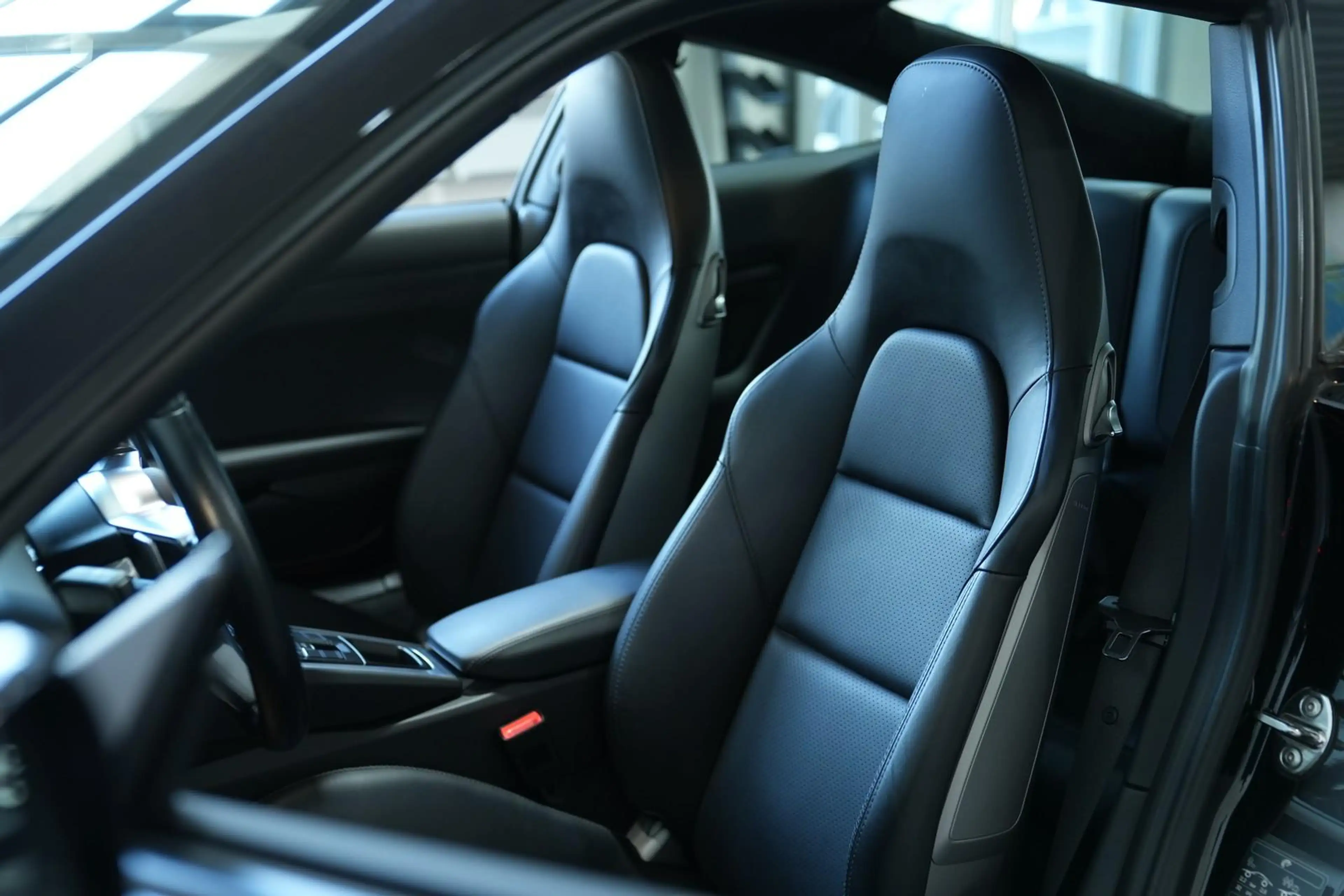 Porsche 911 Carrera *PANO*SPORTABGAS*BOSE* — photo 14