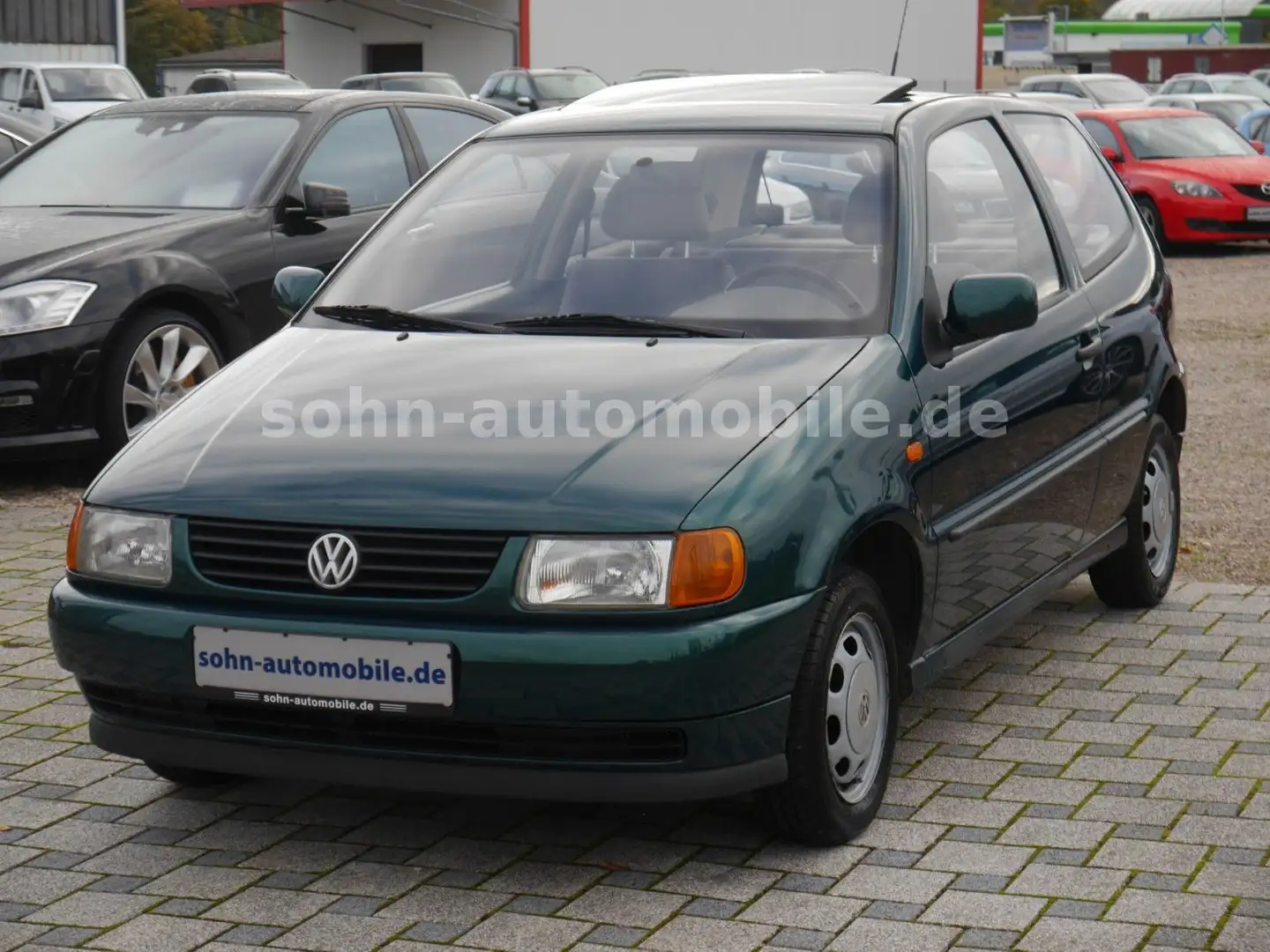 Volkswagen Polo orig. 61.000 km/1. Hand/Glasschiebedach Groen - 1