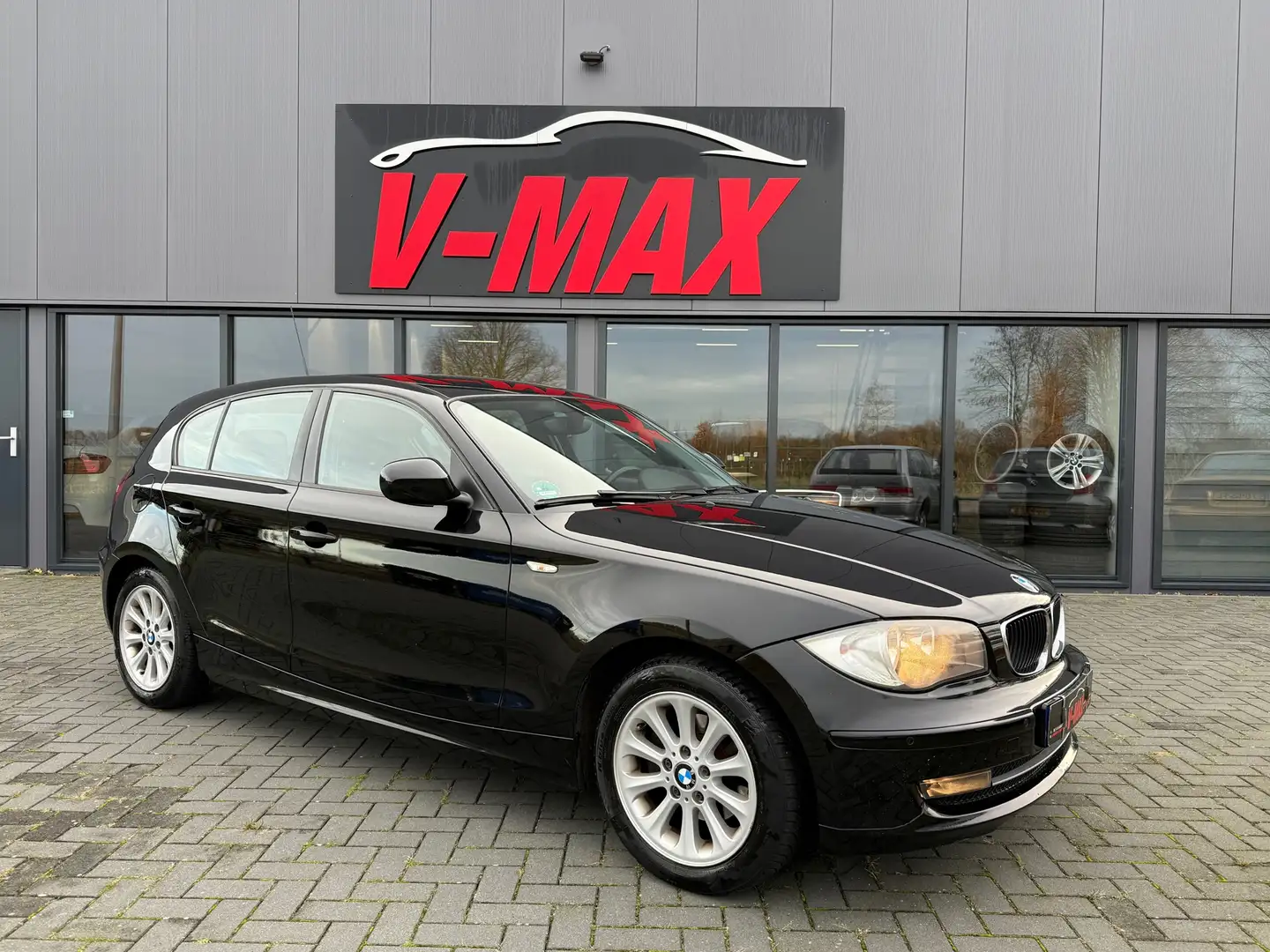 BMW 116 1-serie 116i 2.0 Business Edition Lm Velgen Airco Negro - 2