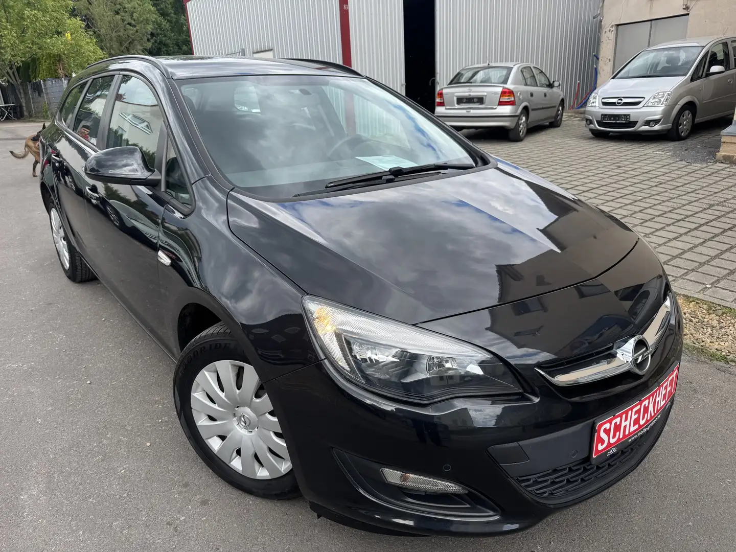 Opel Astra Edition/Scheckheft/Navi/Temp./Klima/PDC/TÜV Neu - 1