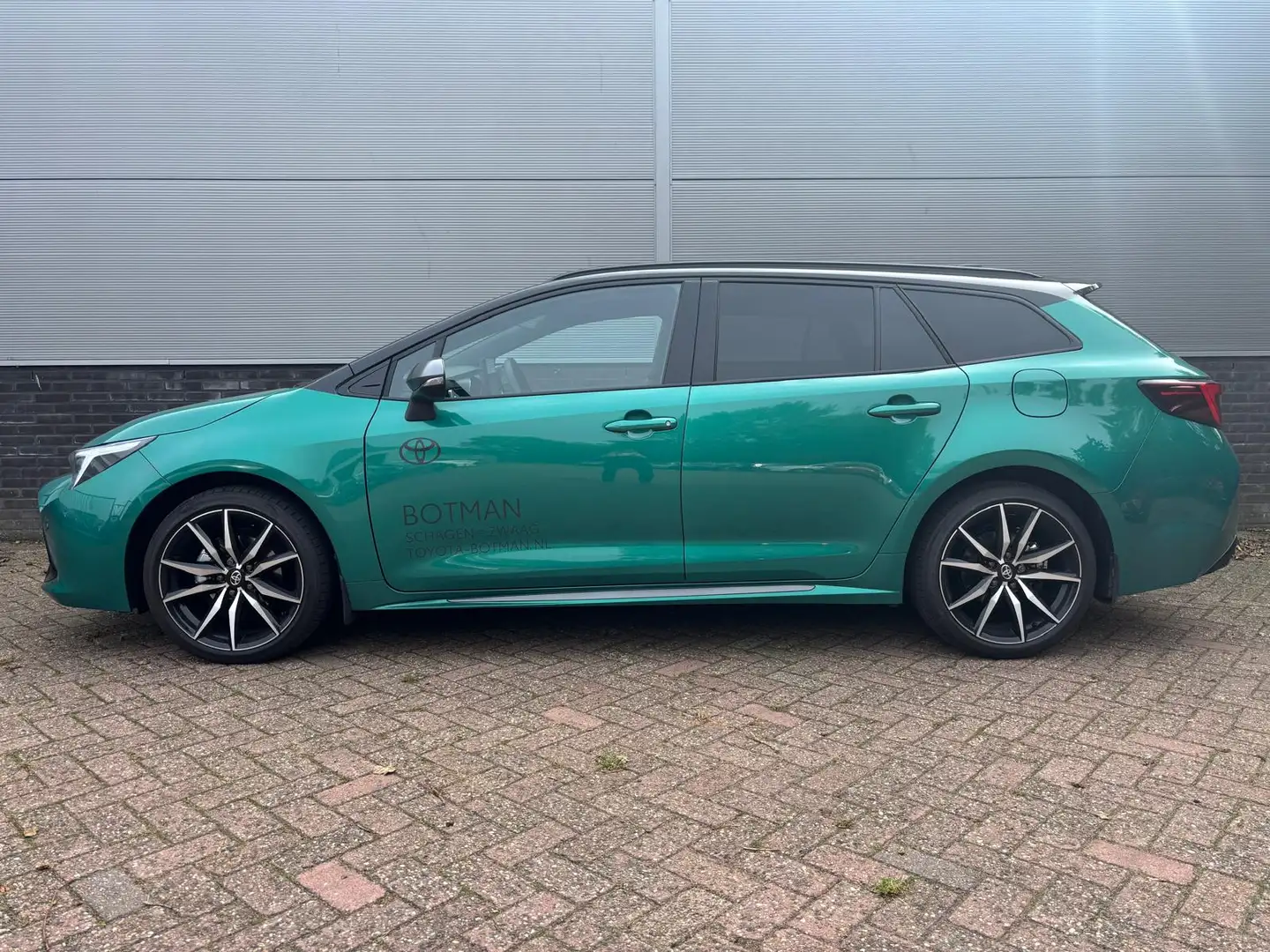 Toyota Corolla Touring Sports Hybrid 140 GR Sport Demonstratie au Groen - 2