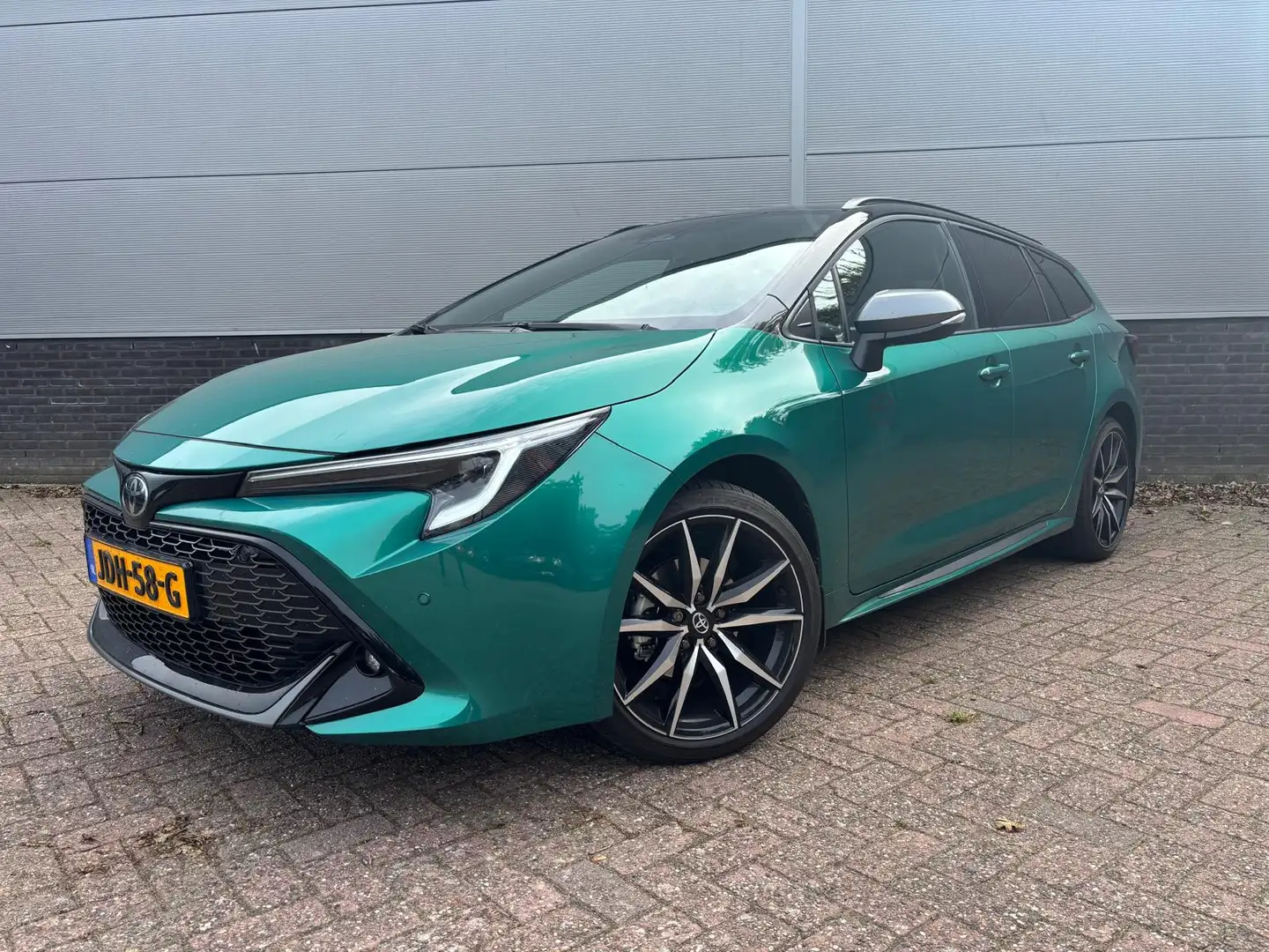 Toyota Corolla Touring Sports Hybrid 140 GR Sport Demonstratie au Groen - 1