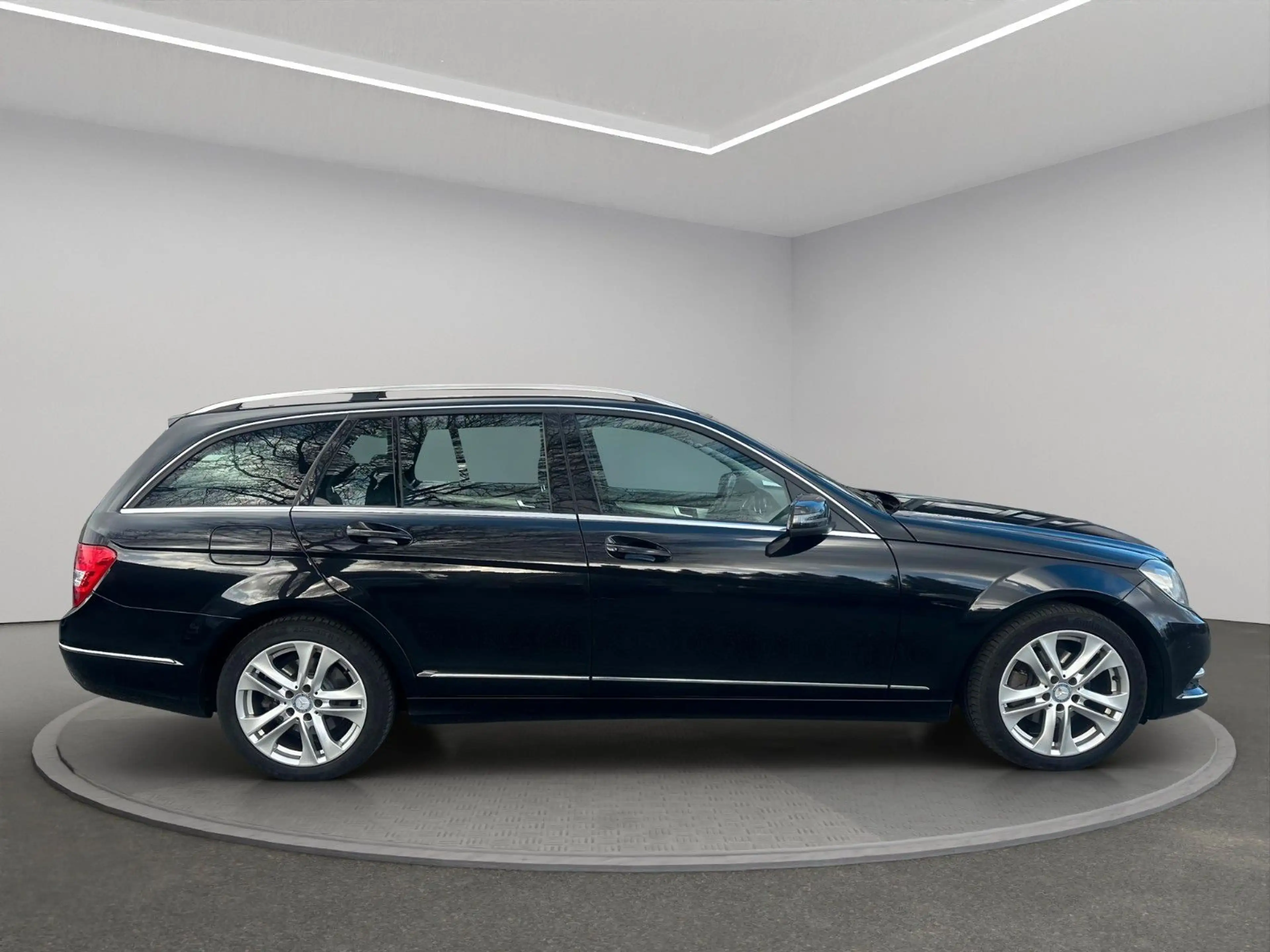 Mercedes-Benz C 220 CDI T Blue*AVANTGARDE*Automatik*TÜV NEU* — photo 9