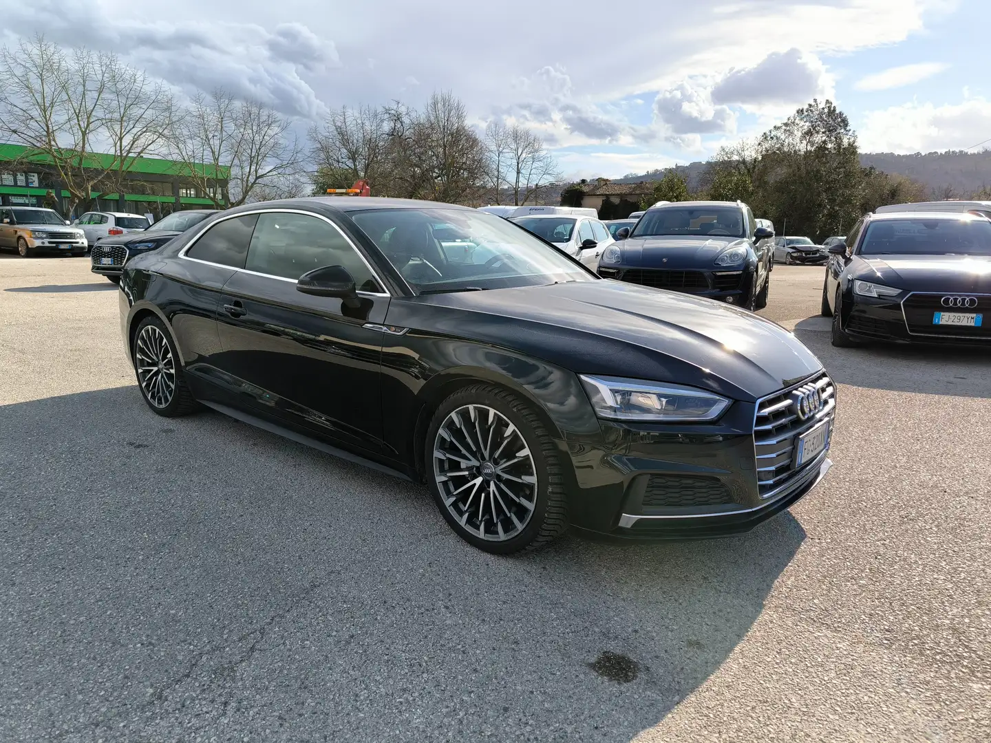 Audi A5 s-line edition Noir - 1