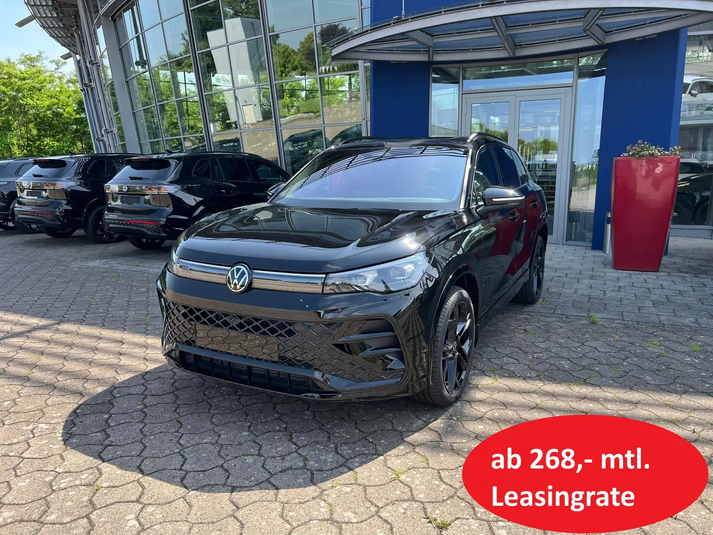 Volkswagen Tiguan Tiguan R-Line 2.0 TDI 4M/StHzg/BlckStyl/Pano/AHK Noir - 1