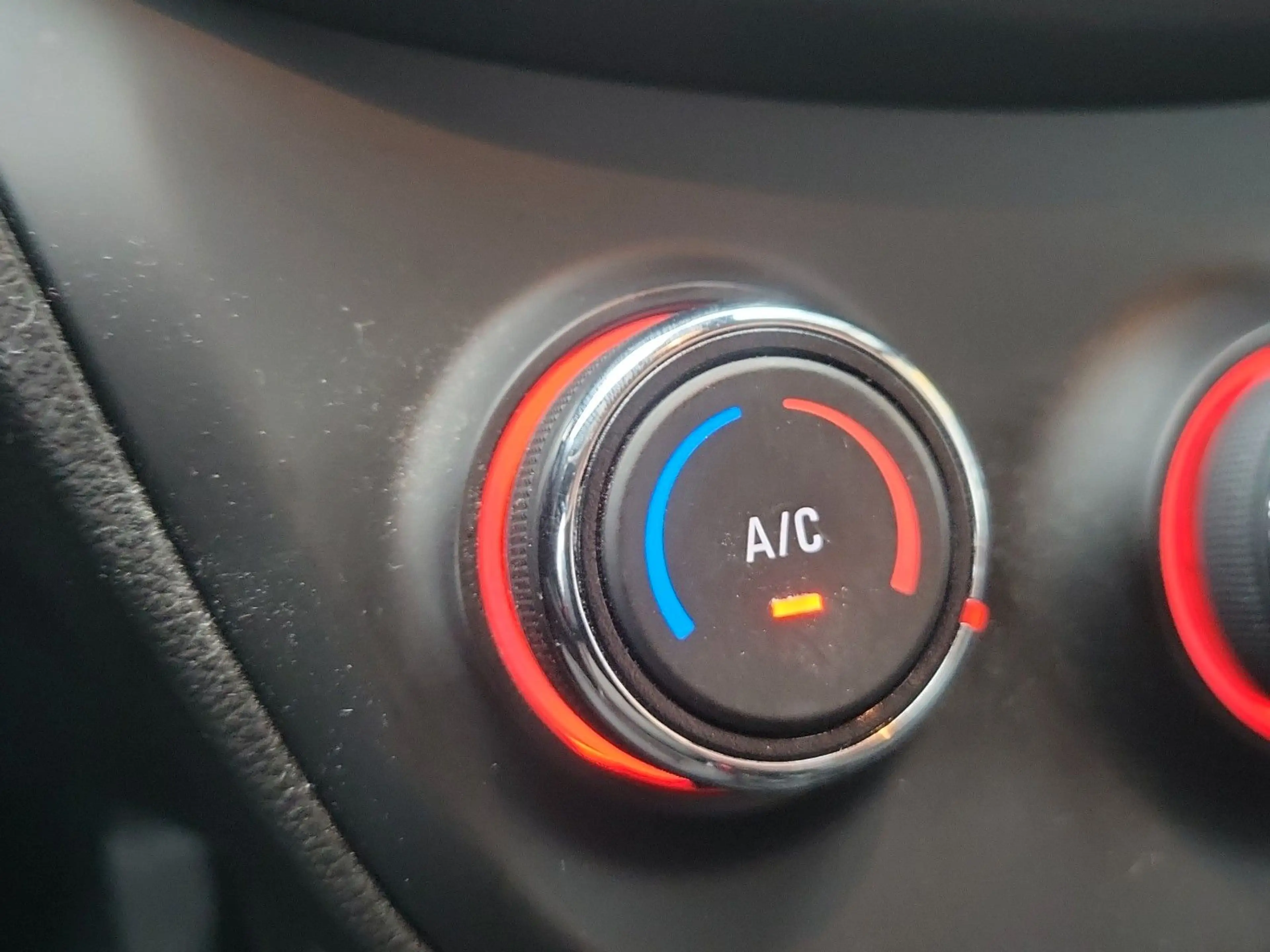 Opel Karl "Edition" Klima/Parkpilot/Sitzheizung/USB — photo 15