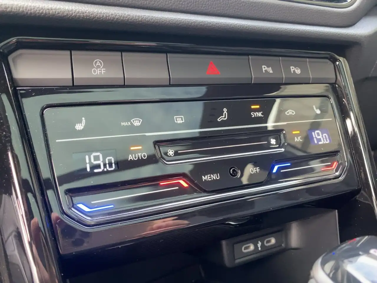 Volkswagen T-Roc R-Line *DSG*AHK*Pano*ACC*LED*Park Assist* 15