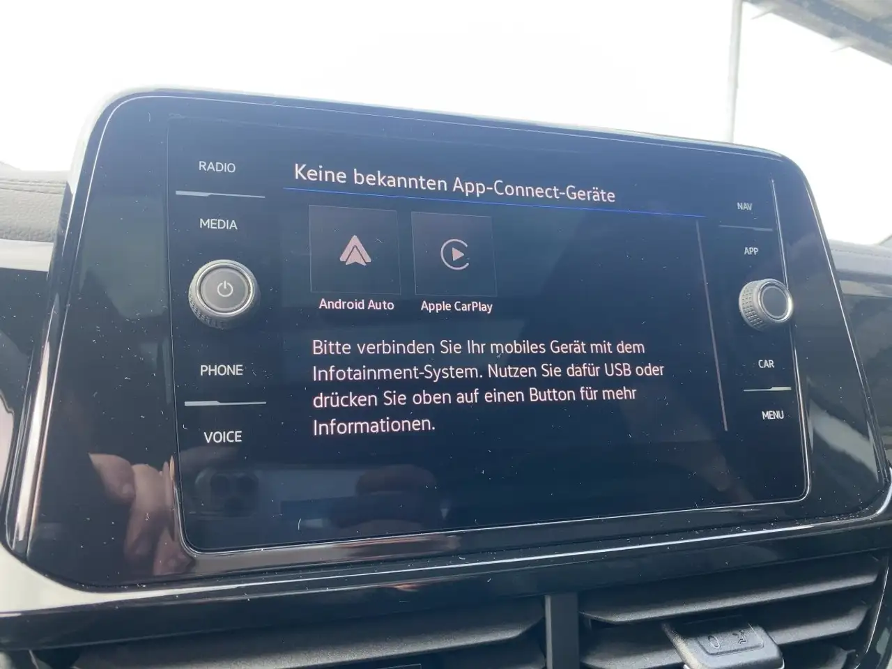 Volkswagen T-Roc R-Line *DSG*AHK*Pano*ACC*LED*Park Assist* 12