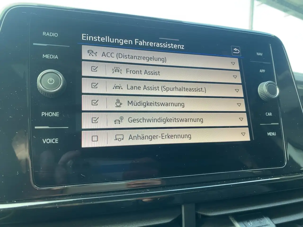 Volkswagen T-Roc R-Line *DSG*AHK*Pano*ACC*LED*Park Assist* 14