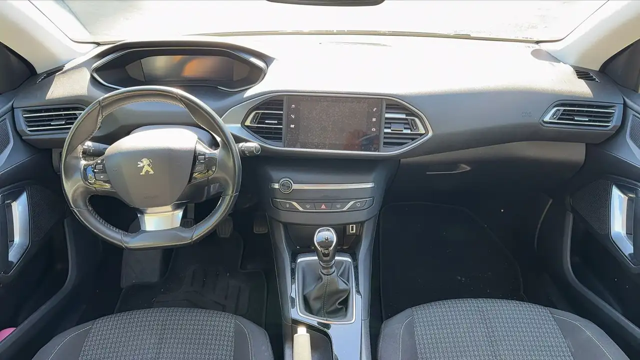 Peugeot 308 308 — photo 11