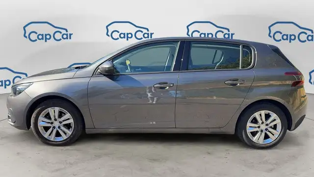 Peugeot 308 view 2