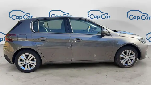 Peugeot 308 view 4
