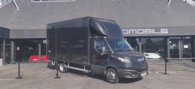 Iveco Daily 35C18H V12 HI-MATIC