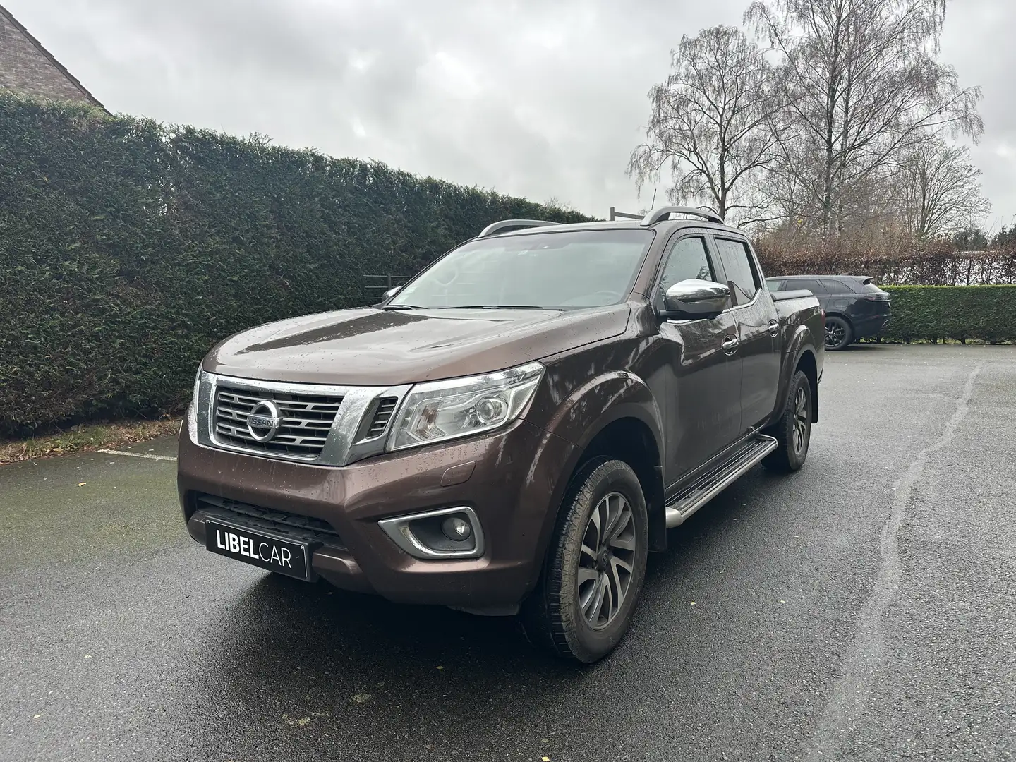 Nissan Navara Double Cabine *Auto* *Carnet Full* *PAM**GARANTIE* Brun - 1