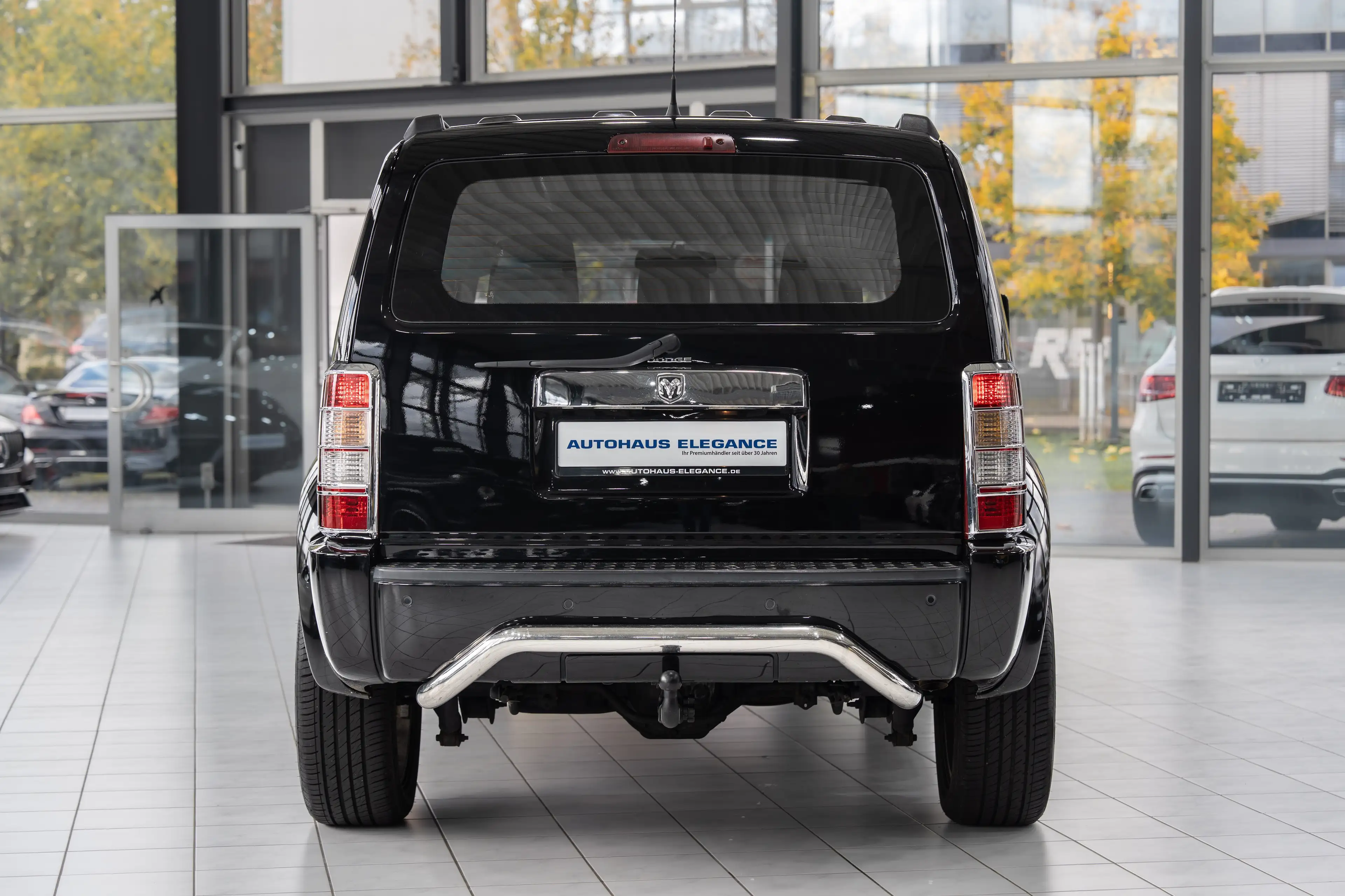Dodge Nitro SXT*SCHIEBEDACH*TEMPOMAT*LM"20"*STOFFSITZE — photo 6
