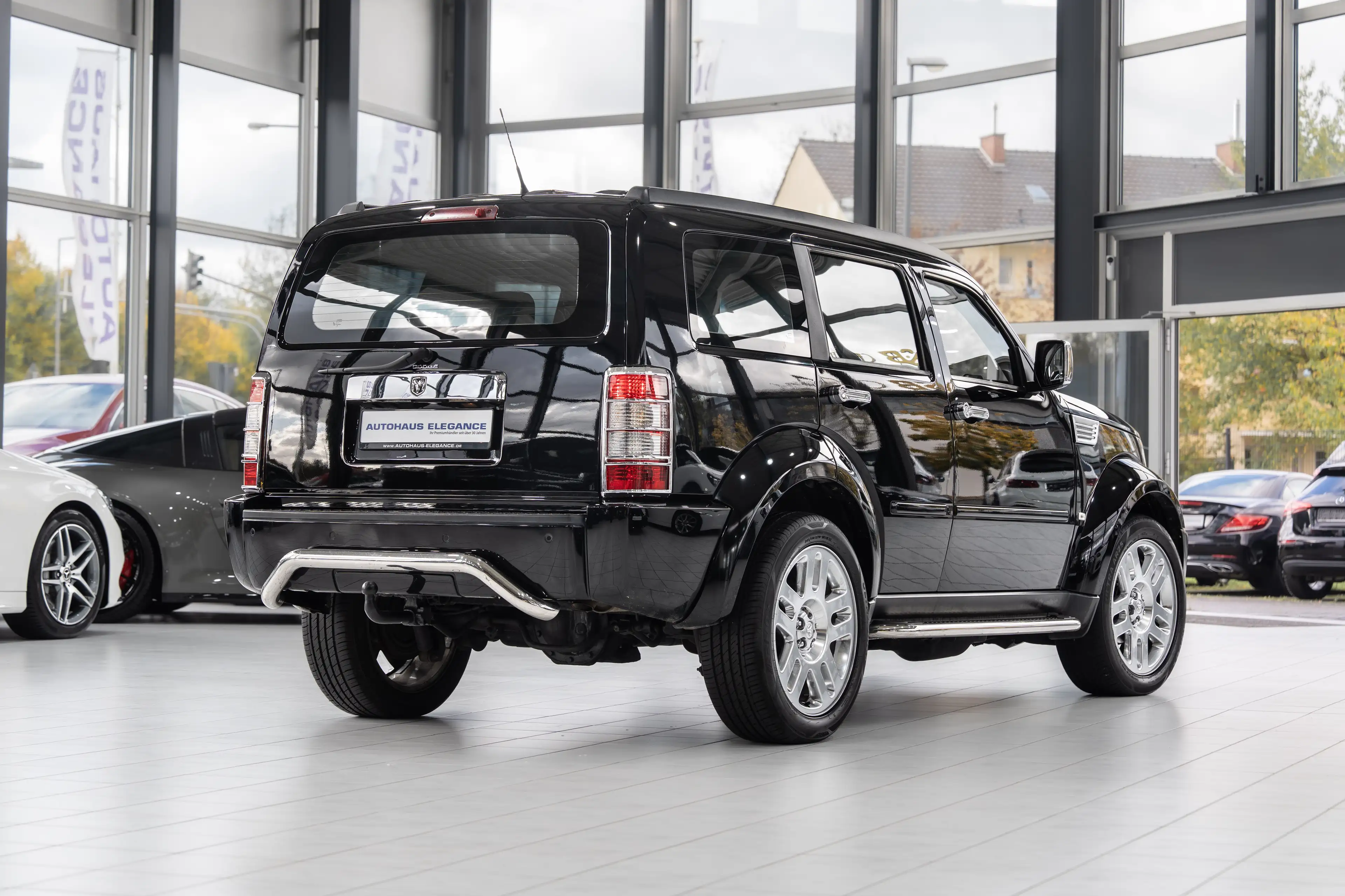 Dodge Nitro SXT*SCHIEBEDACH*TEMPOMAT*LM"20"*STOFFSITZE — photo 4