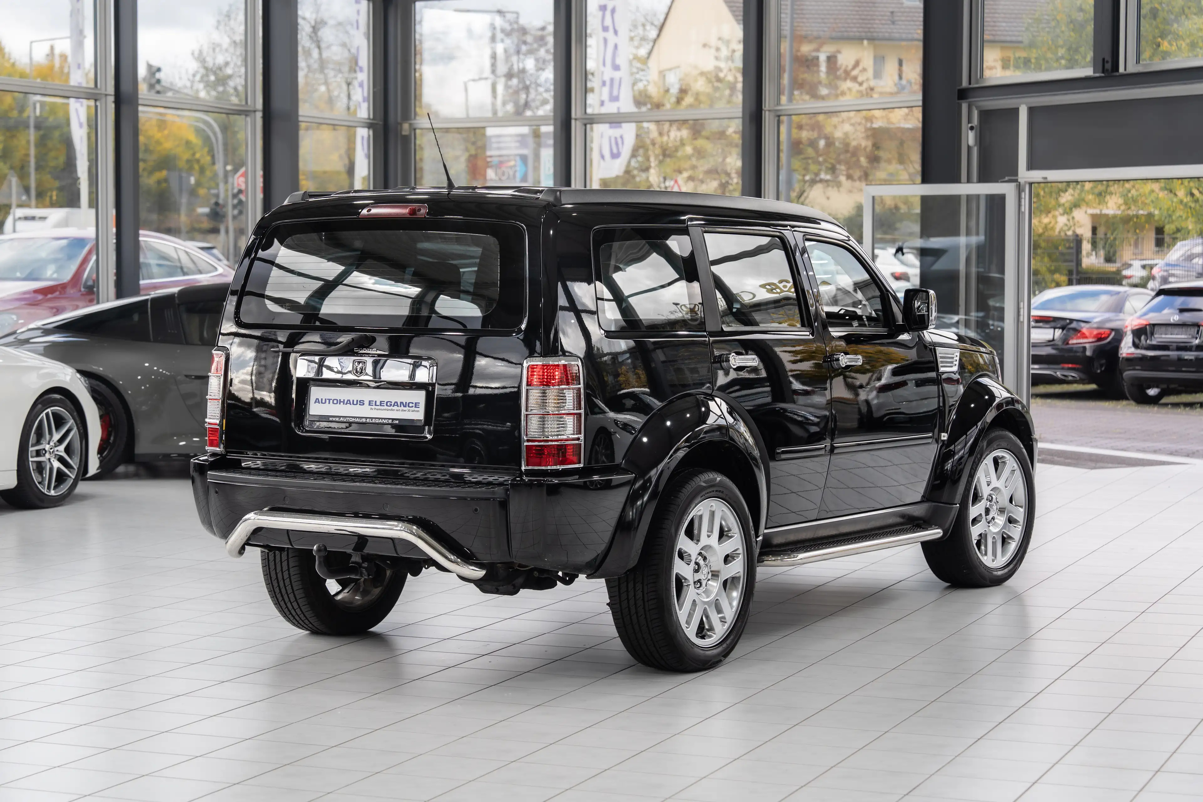 Dodge Nitro SXT*SCHIEBEDACH*TEMPOMAT*LM"20"*STOFFSITZE — photo 10