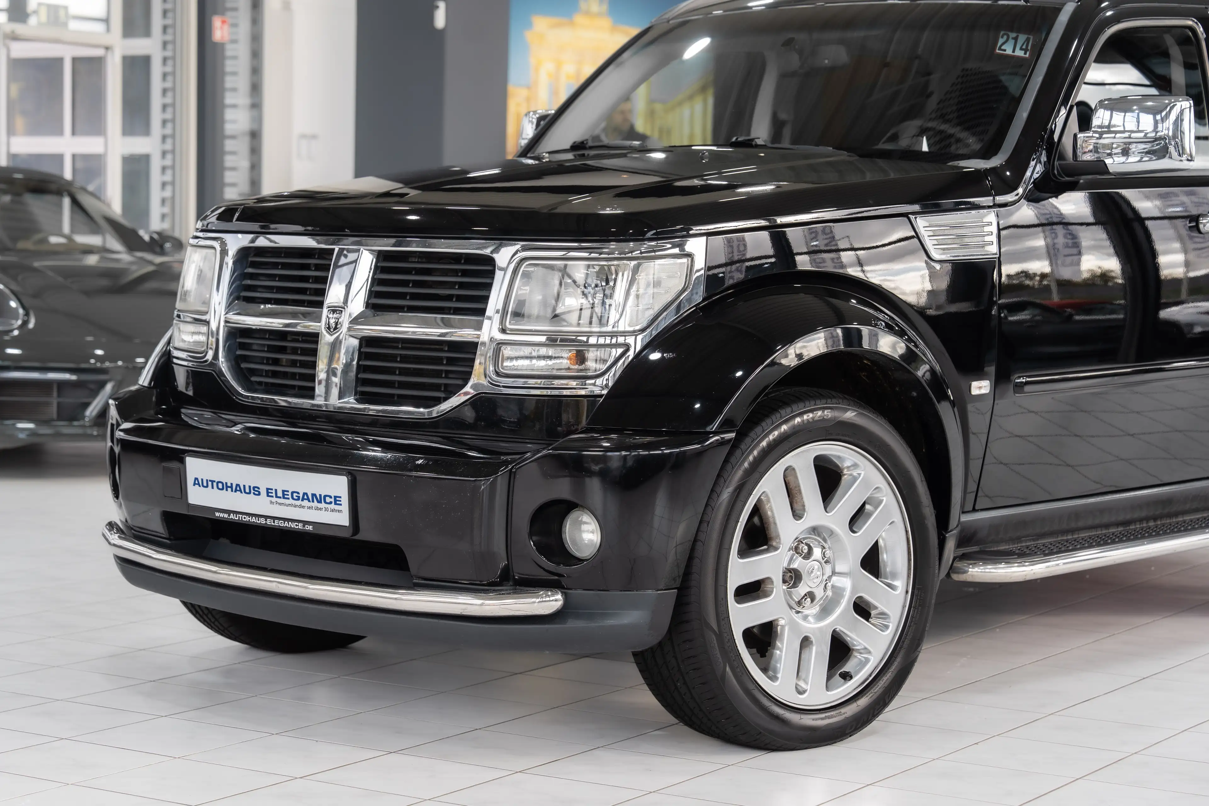 Dodge Nitro SXT*SCHIEBEDACH*TEMPOMAT*LM"20"*STOFFSITZE — photo 11