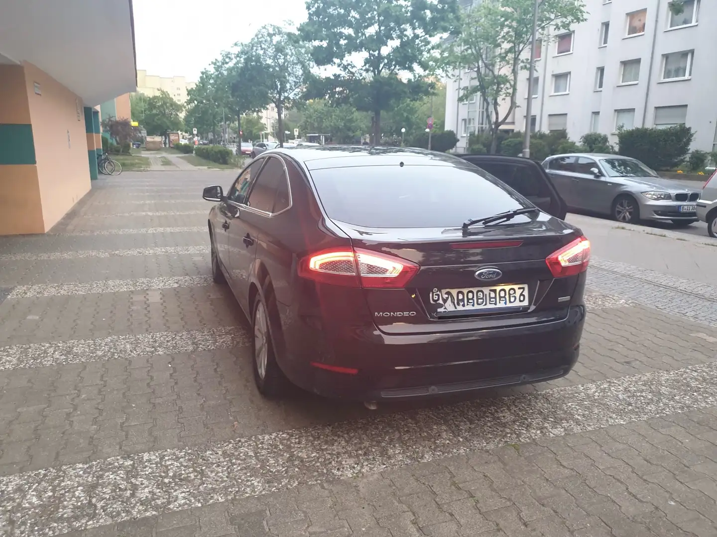 Ford Mondeo 1.6 Eco Boost Start-Stopp Titanium X - 2