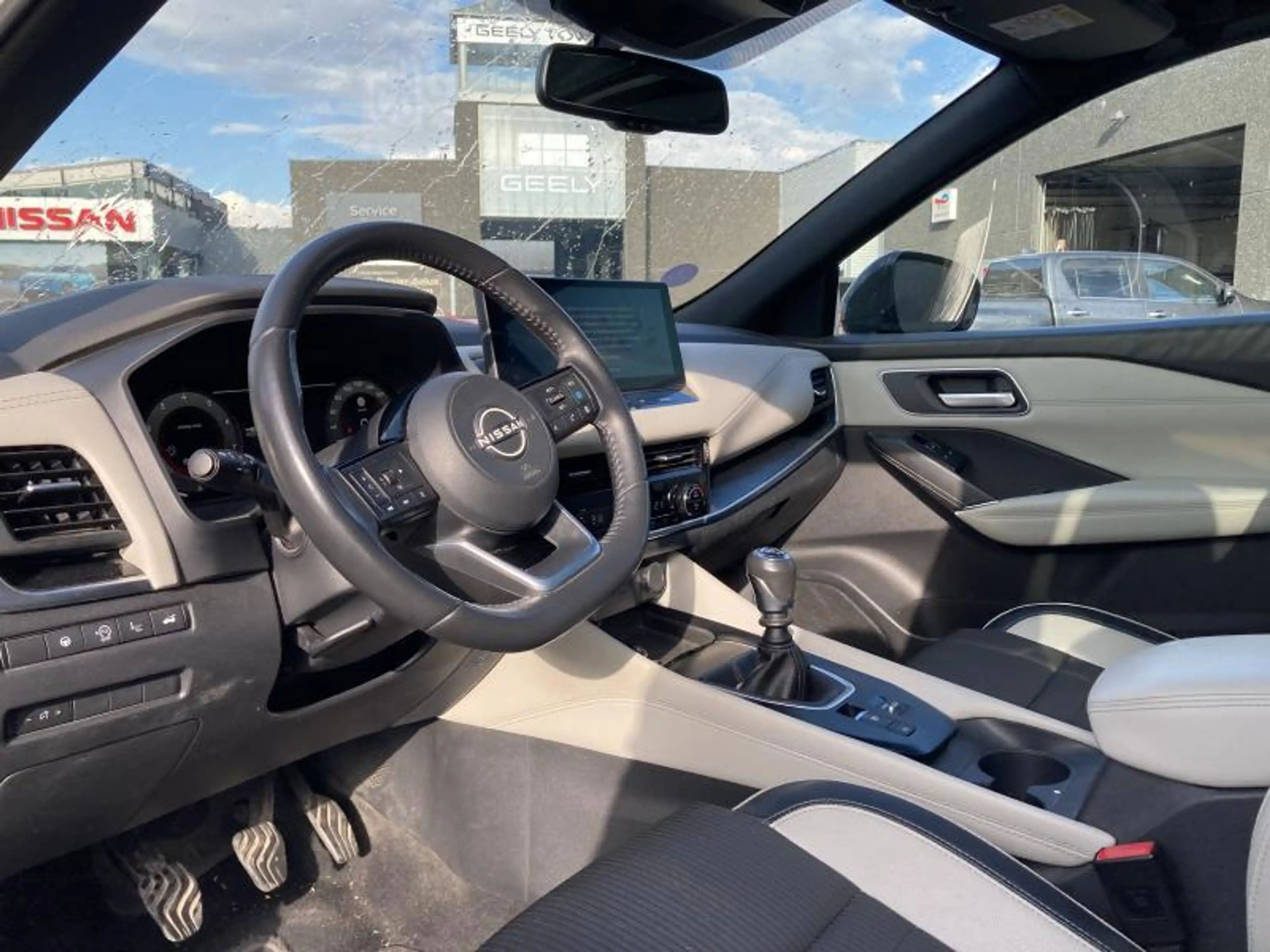 Nissan Qashqai Tekna +Design Pack PRIX MARCHAND — photo 14
