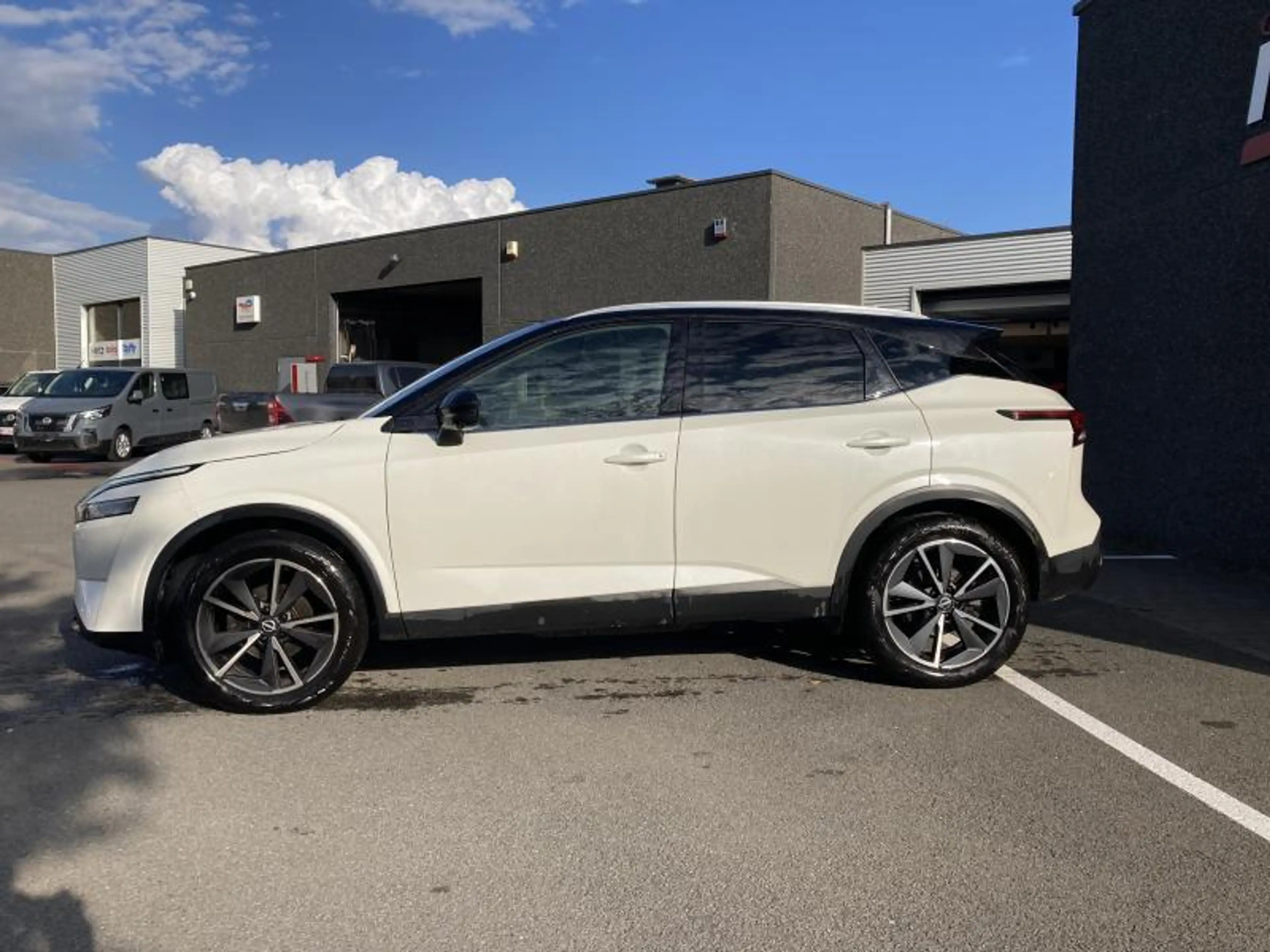 Nissan Qashqai Tekna +Design Pack PRIX MARCHAND — photo 2